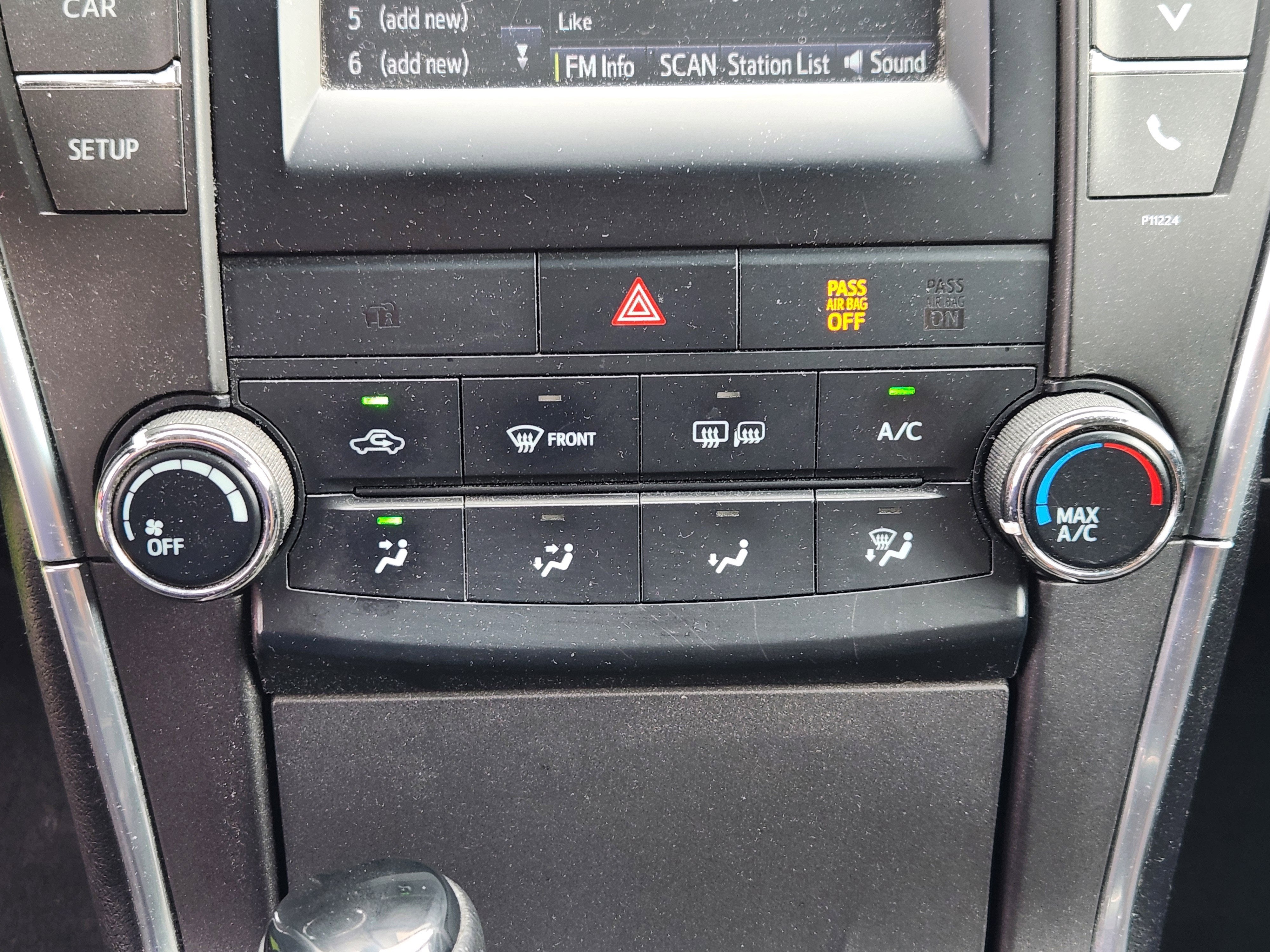 2016 Toyota Camry SE