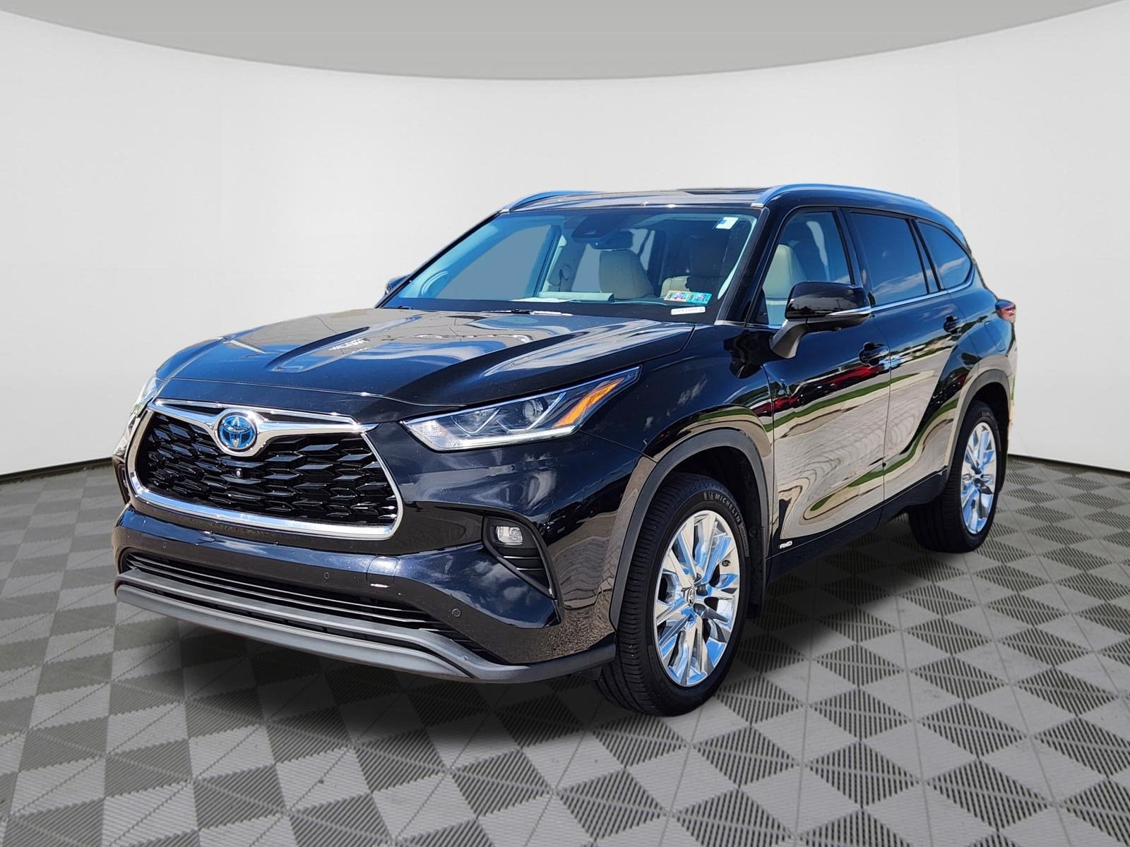 2023 Toyota Highlander Hybrid Limited