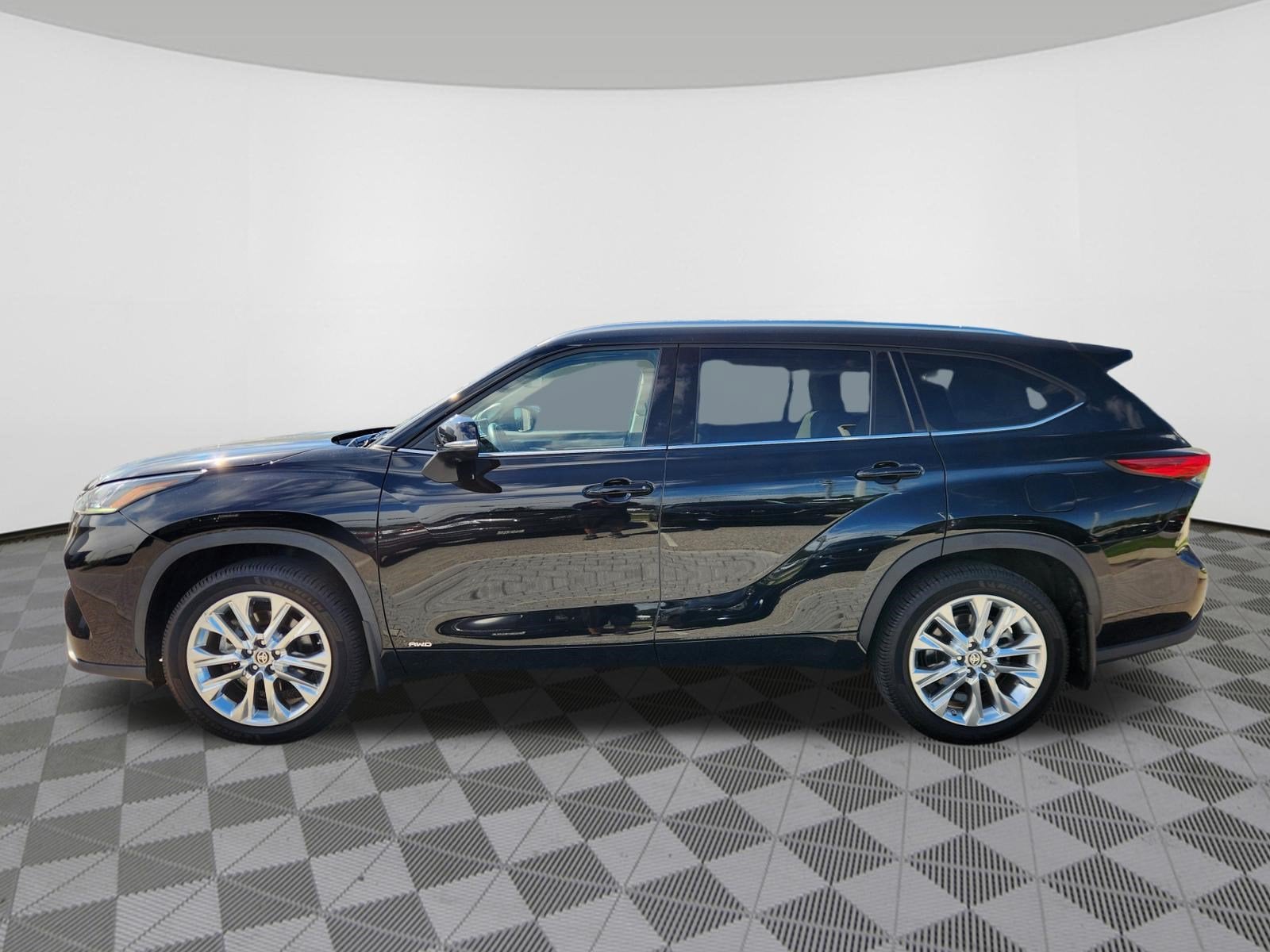 2023 Toyota Highlander Hybrid Limited