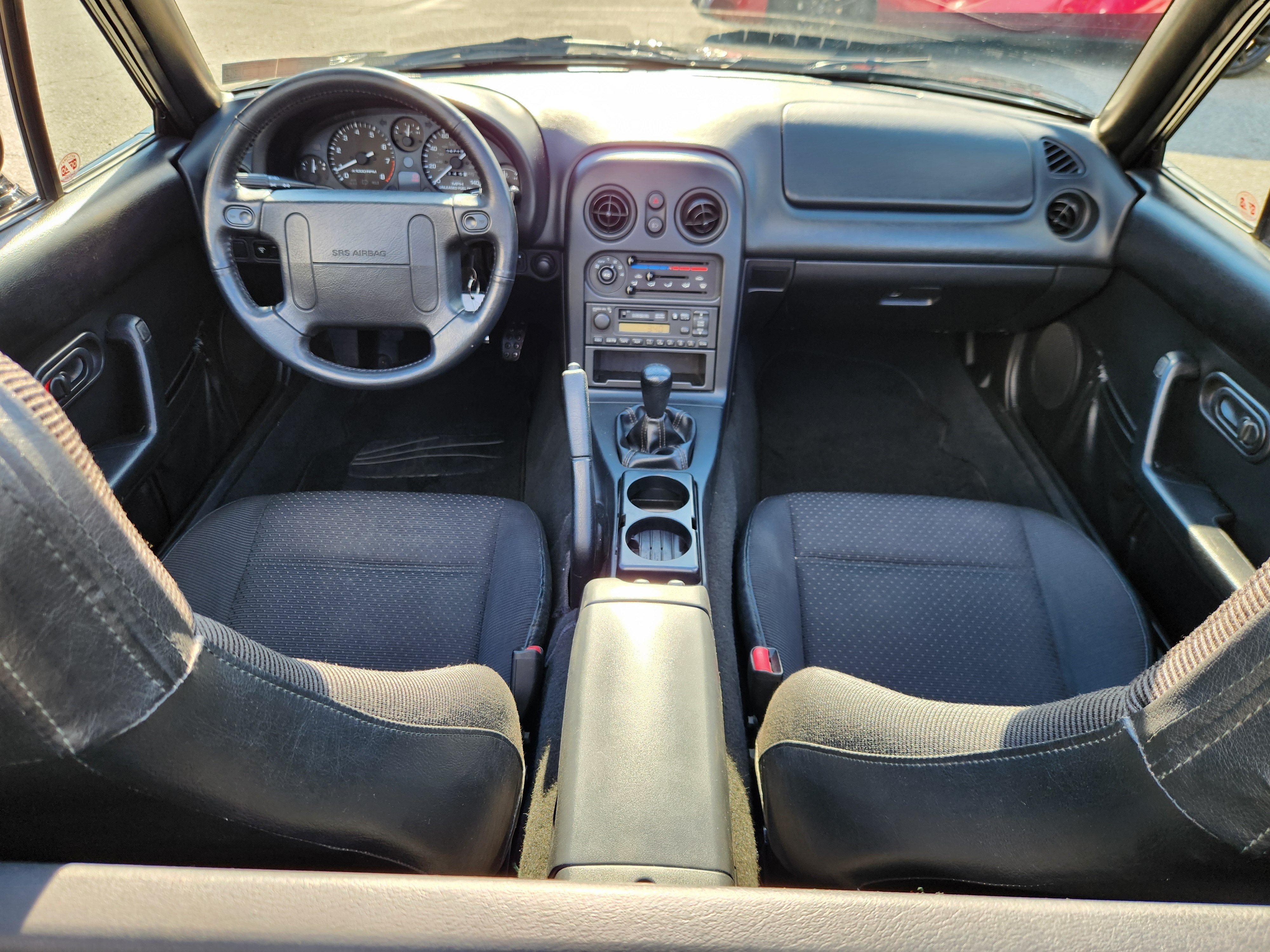 1997 Mazda Mazda MX-5 Miata Base