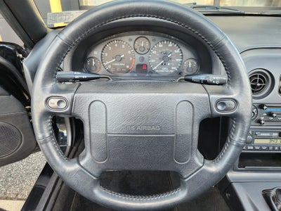 1997 Mazda Mazda MX-5 Miata Base