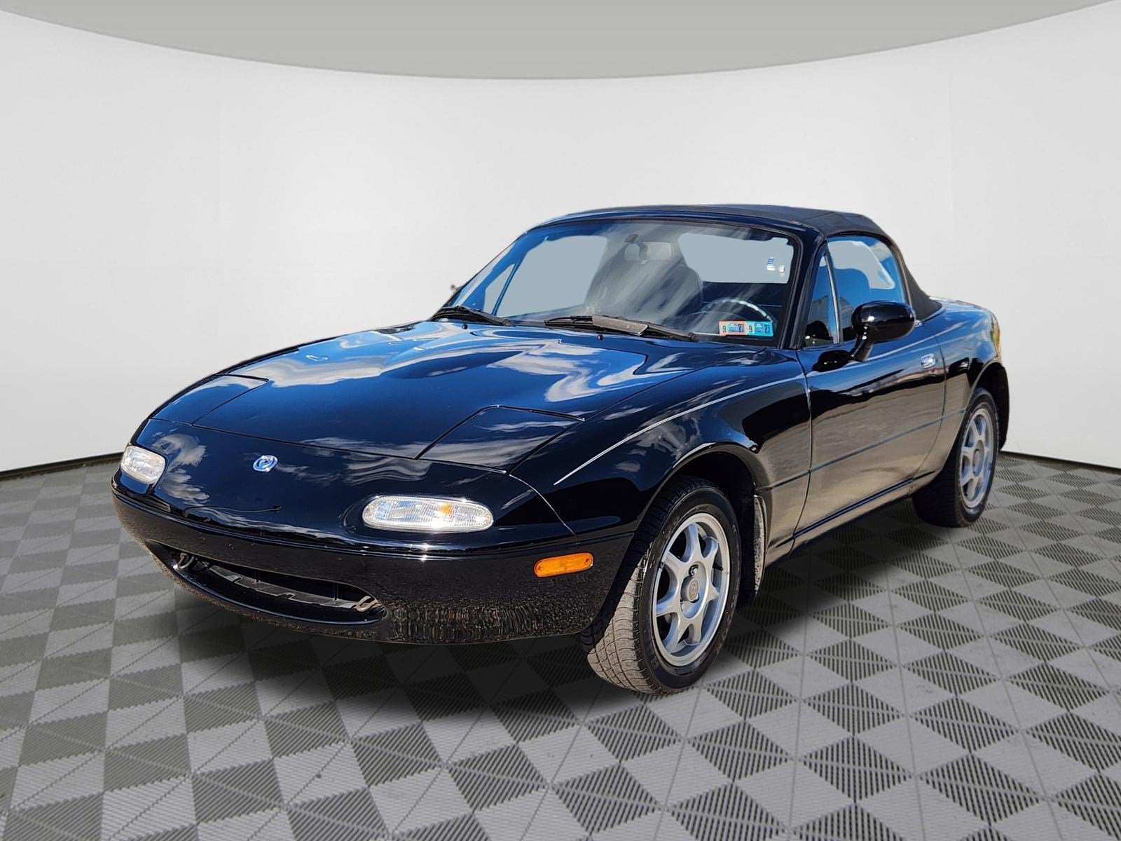 1997 Mazda Mazda MX-5 Miata Base