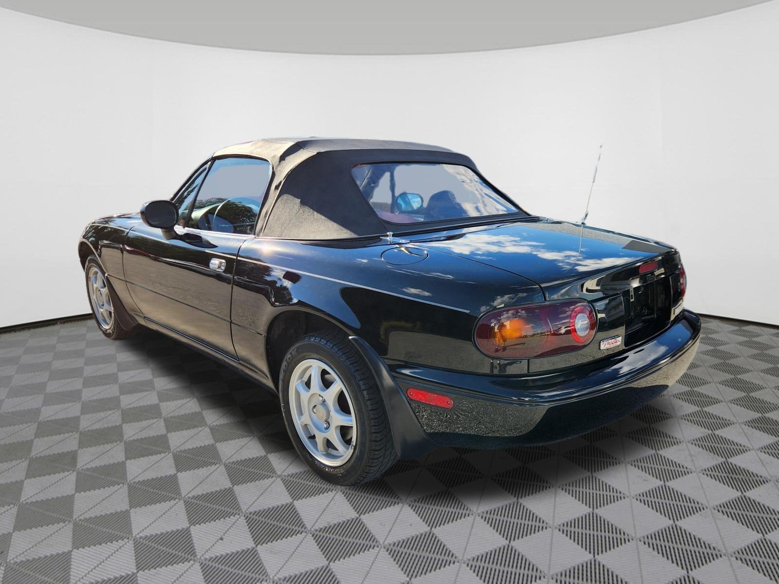 1997 Mazda Mazda MX-5 Miata Base