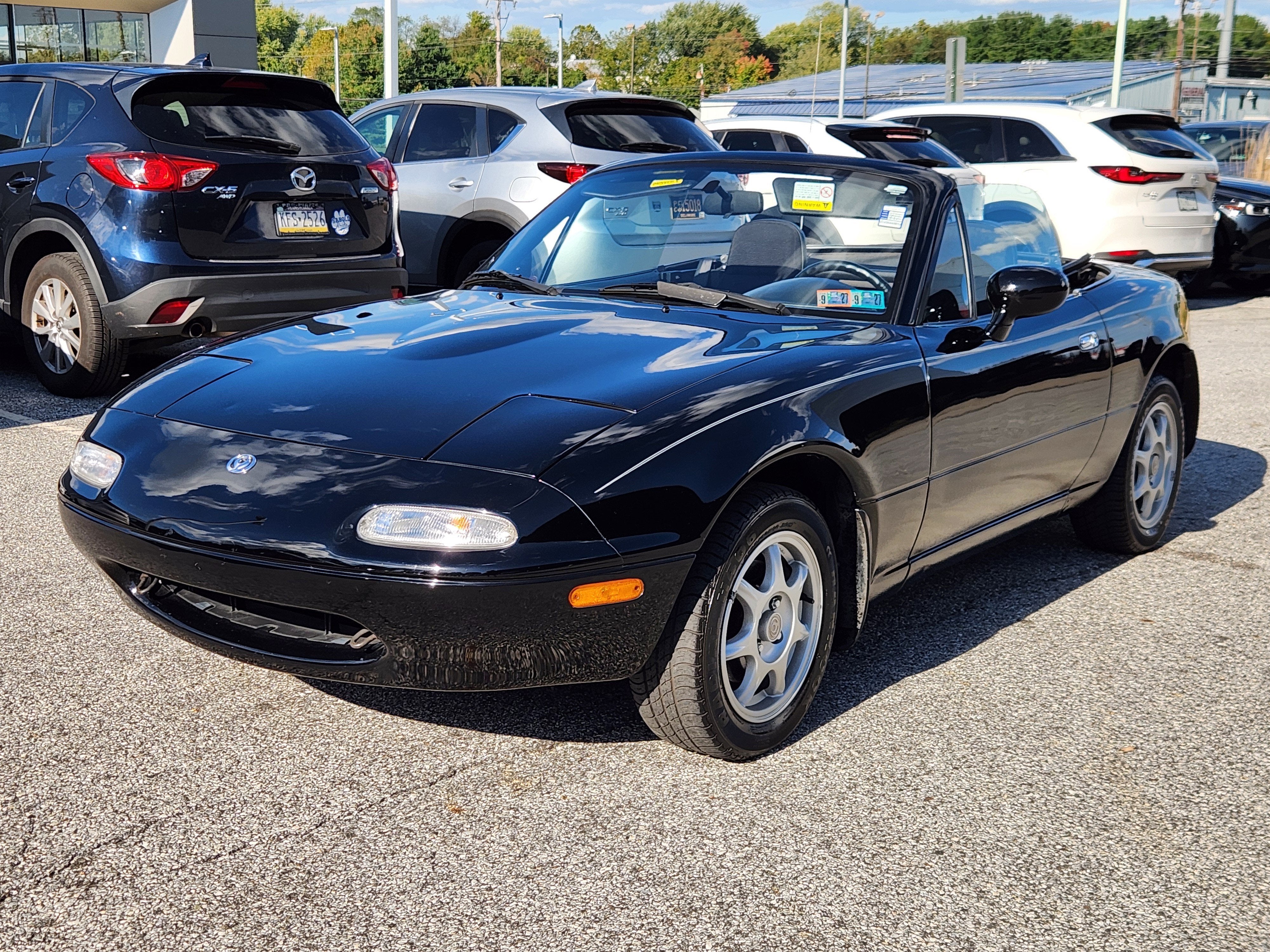 1997 Mazda Mazda MX-5 Miata Base