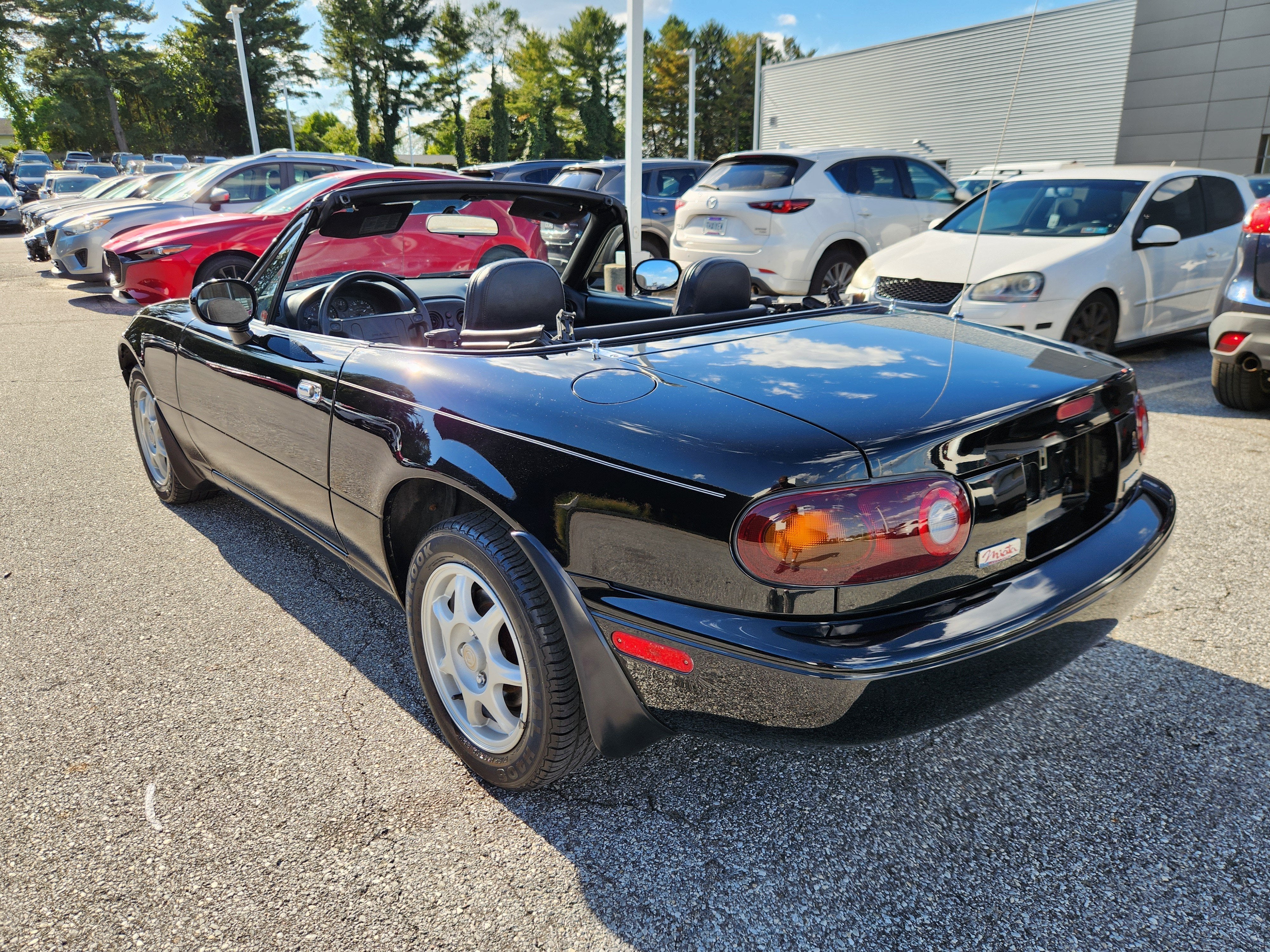 1997 Mazda Mazda MX-5 Miata Base