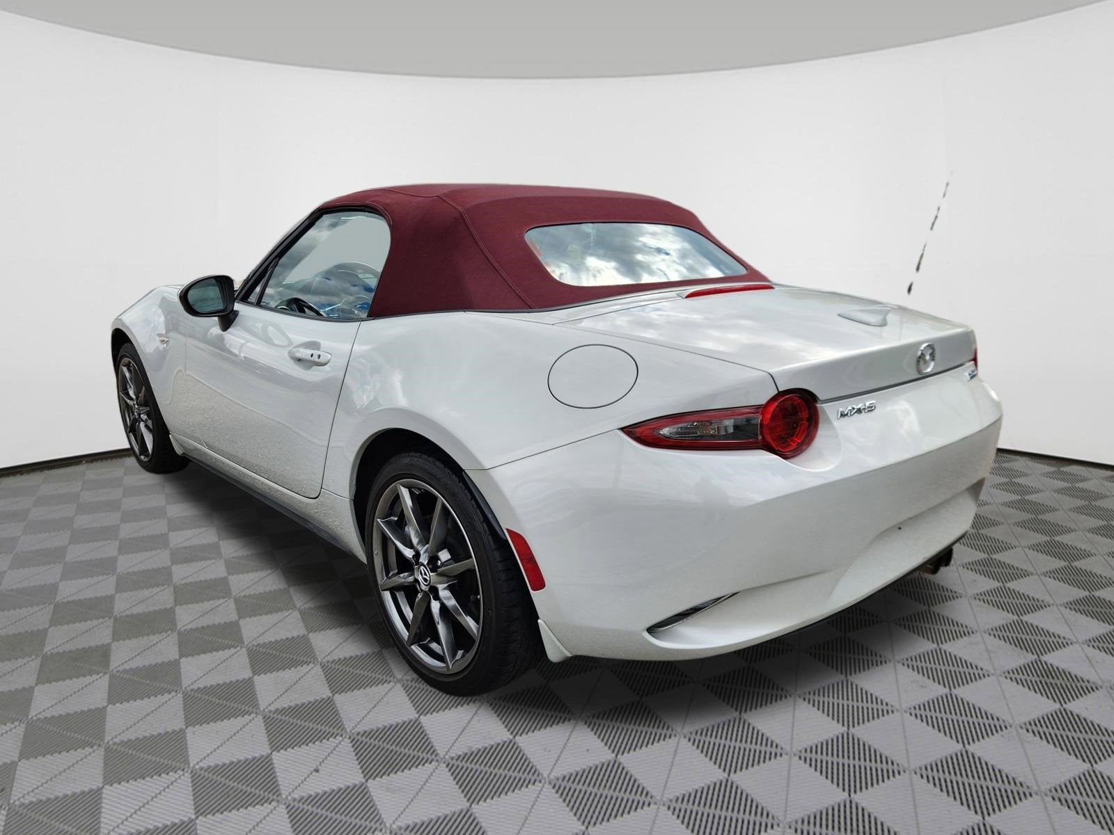 2018 Mazda Mazda MX-5 Miata Grand Touring