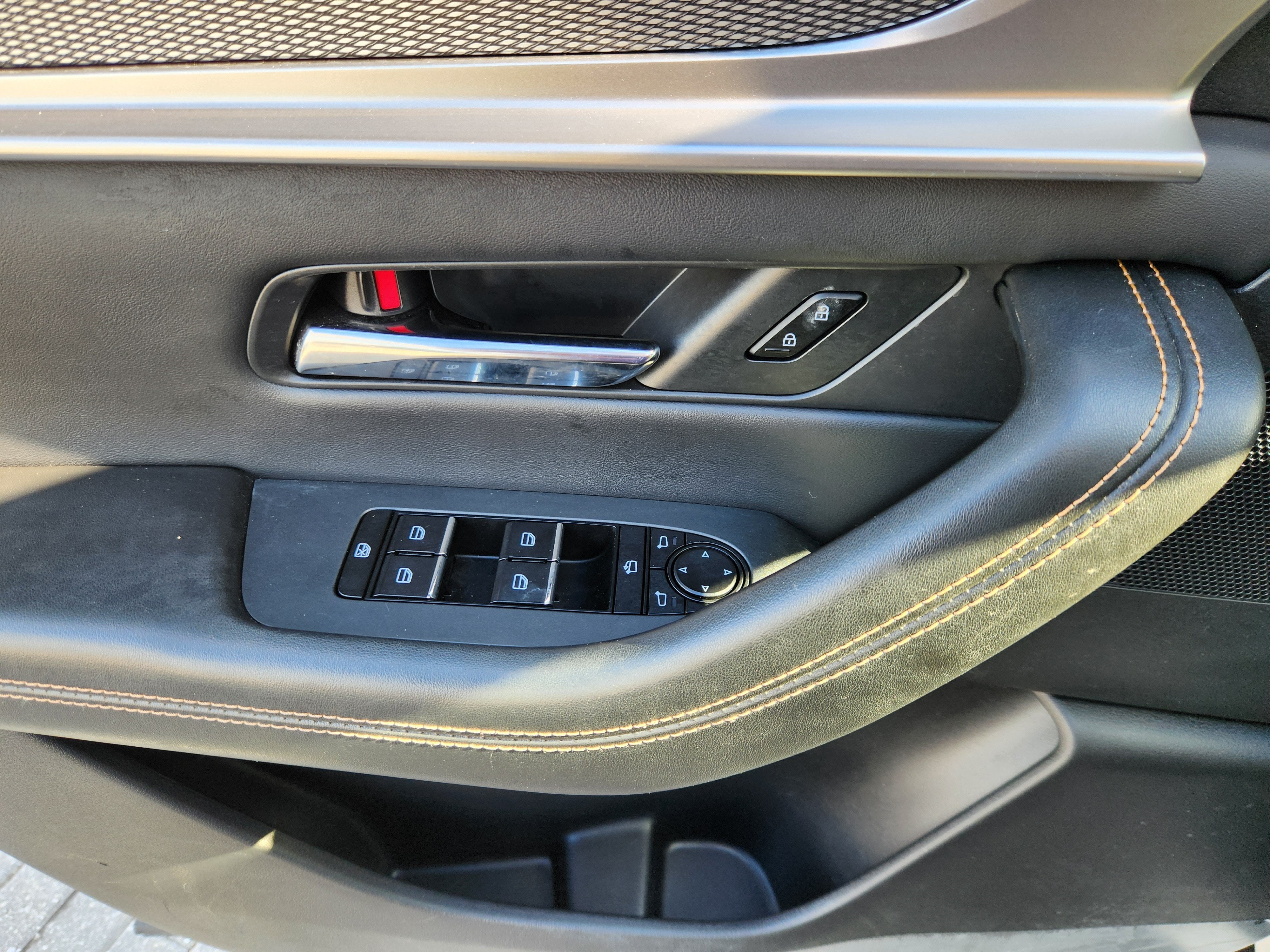 2025 Mazda Mazda CX-70 PHEV Premium Plus Package