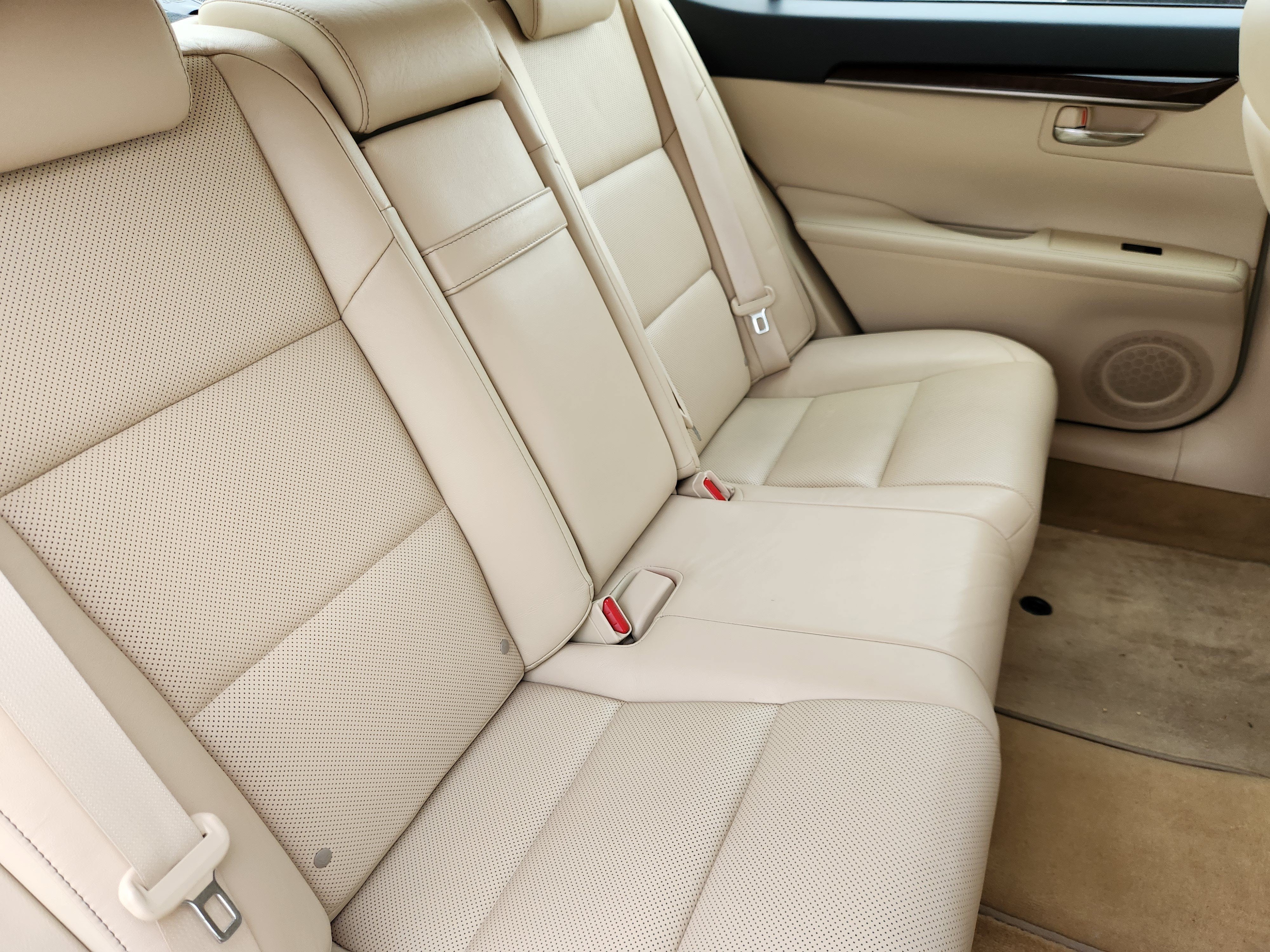 2013 Lexus ES 350 4dr Sdn