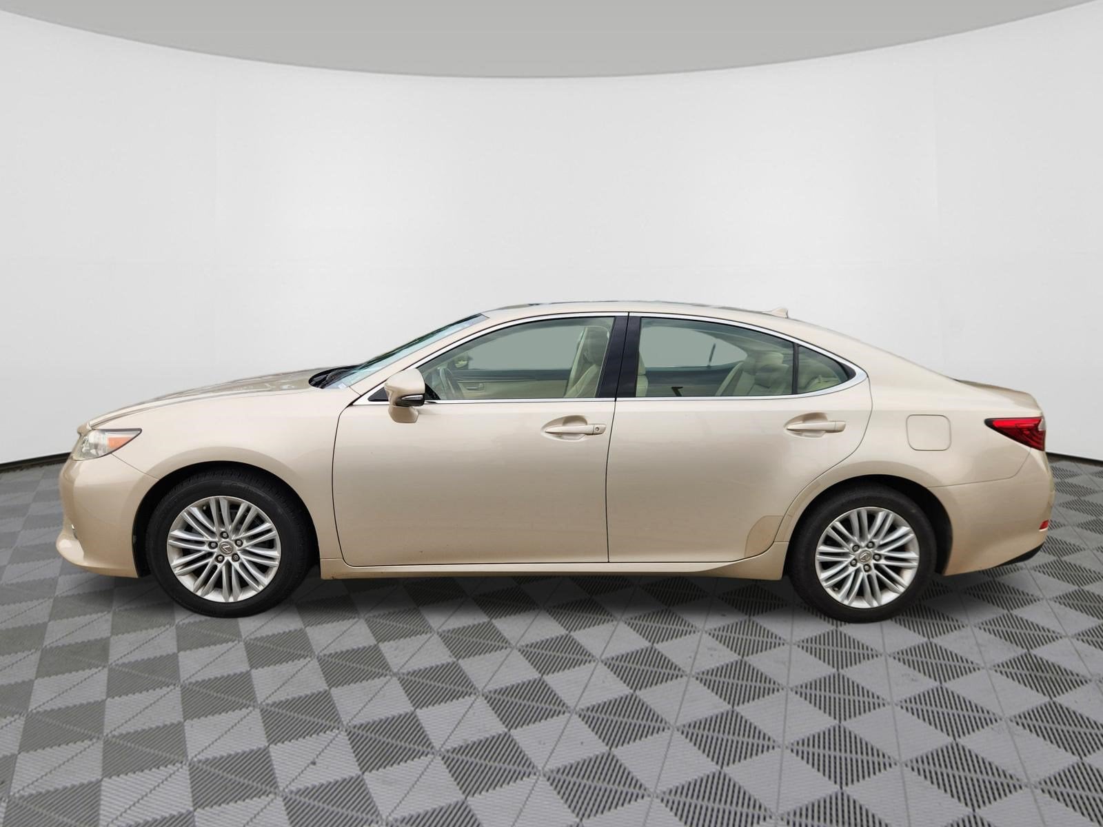 2013 Lexus ES 350 4dr Sdn