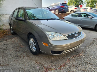 2005 Ford Focus ZX4