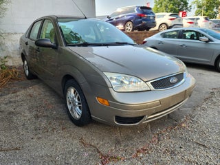 2005 Ford Focus ZX4