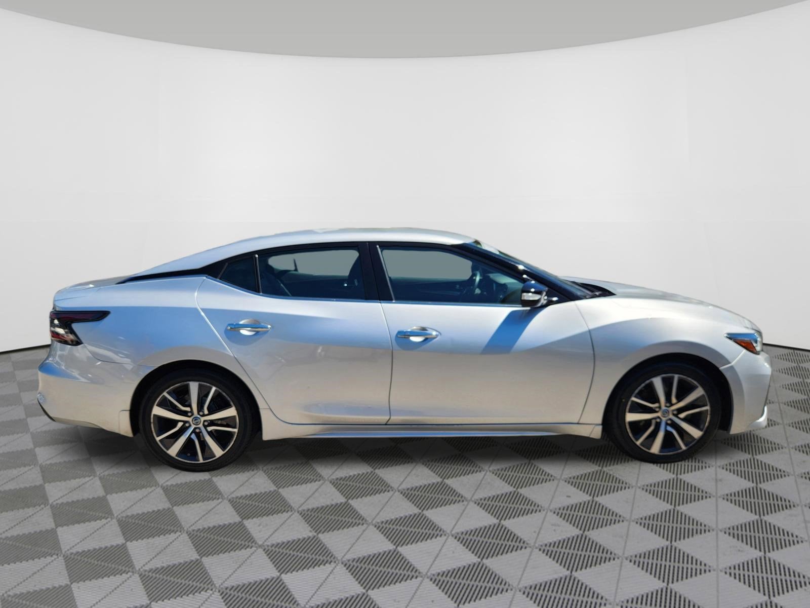 2019 Nissan Maxima SV