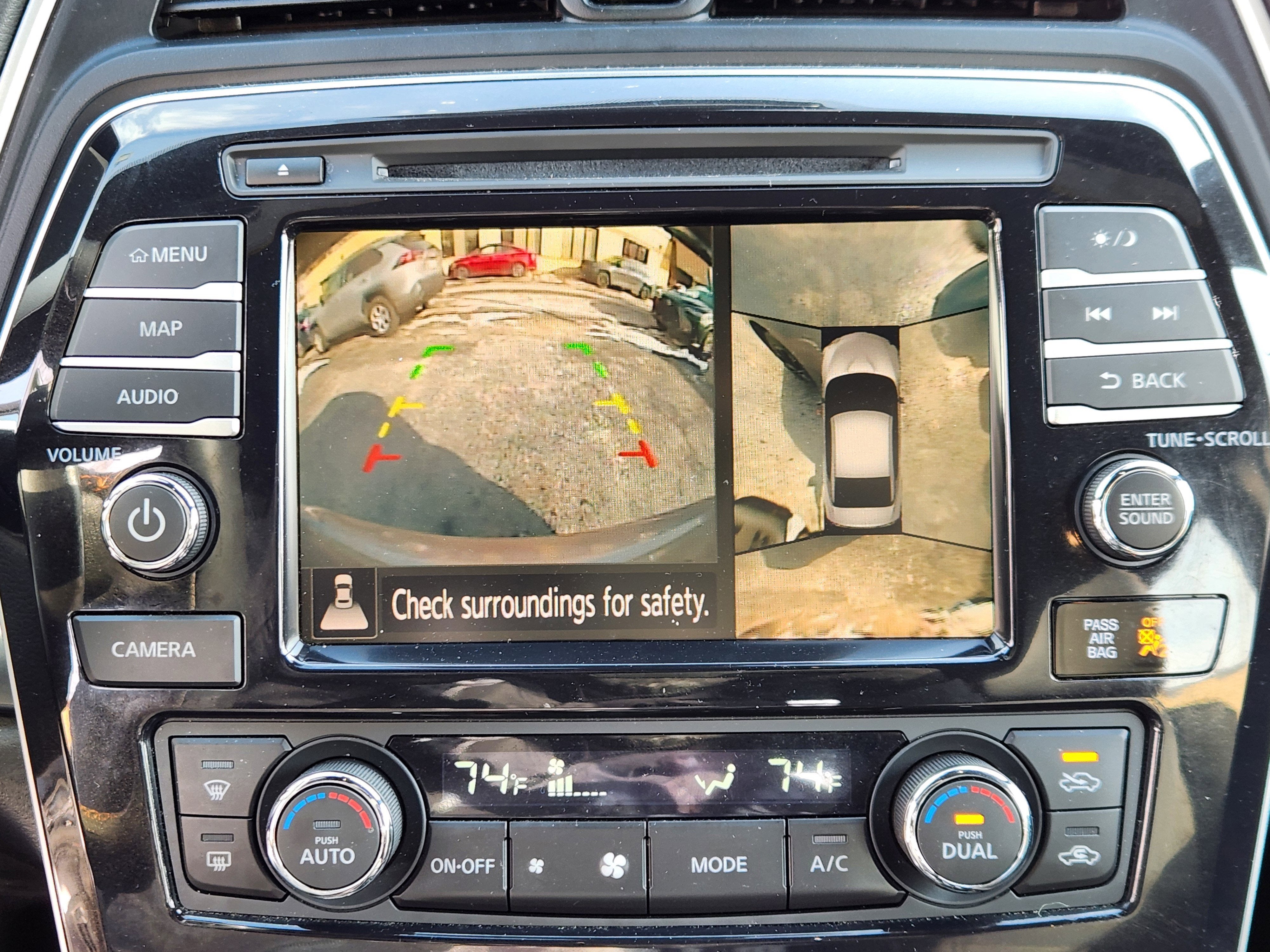 2022 Nissan Maxima SR