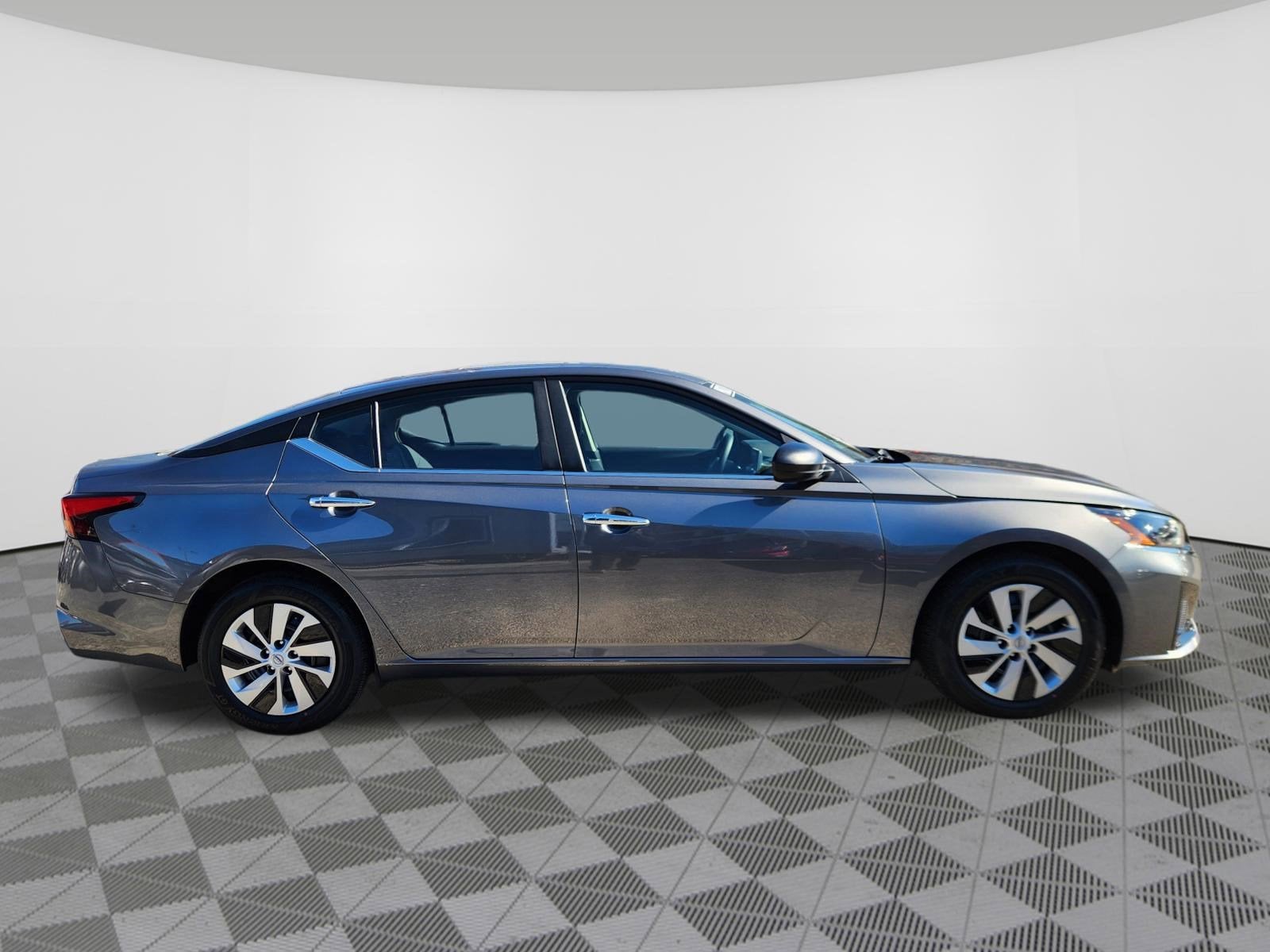 2025 Nissan Altima S