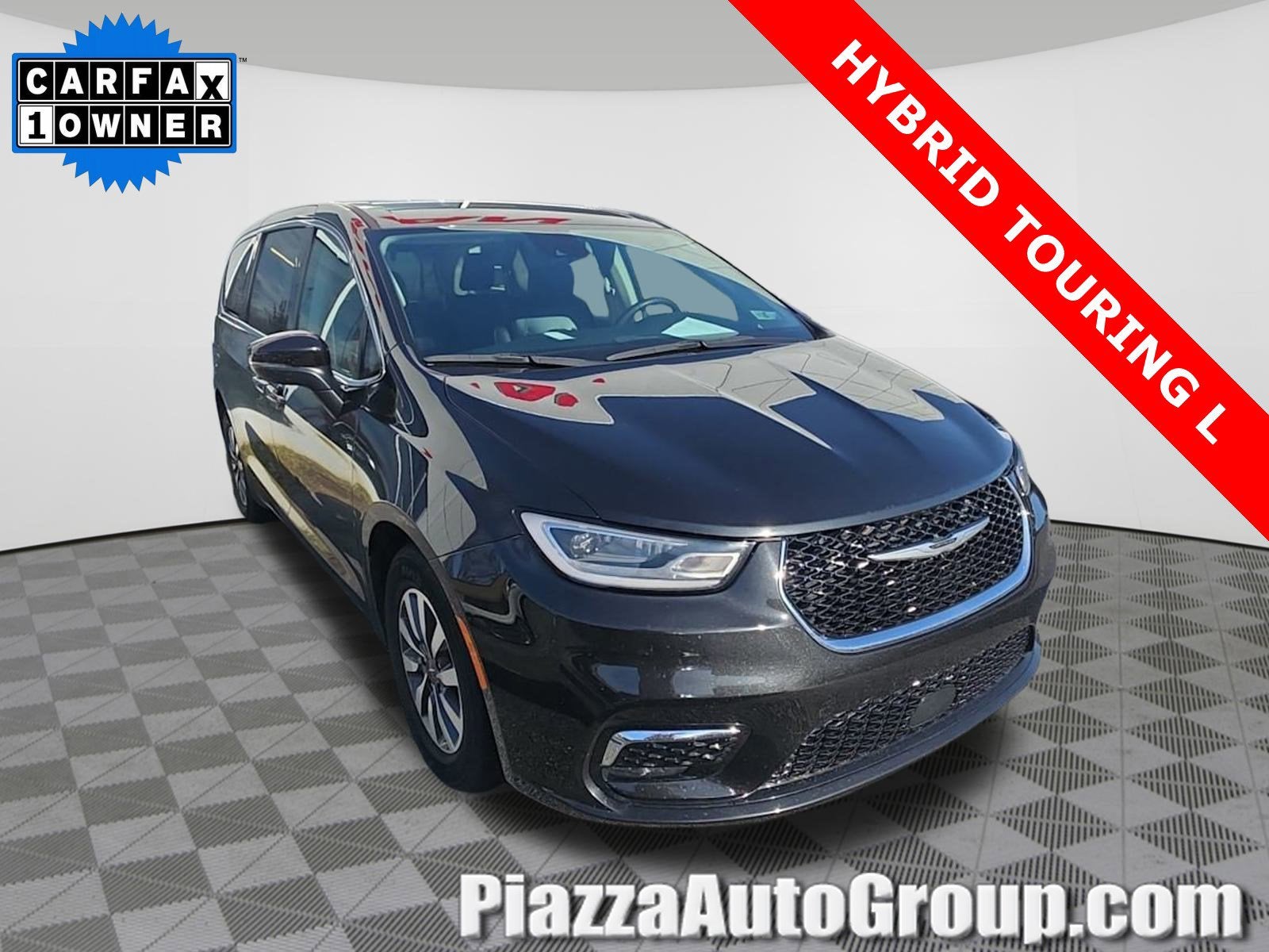 2023 Chrysler Pacifica Hybrid Touring L