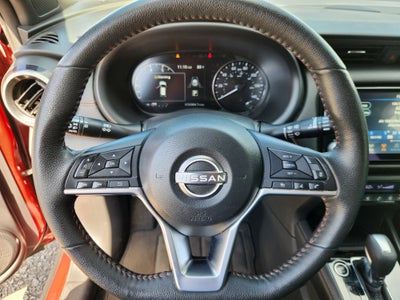 2022 Nissan Kicks SR