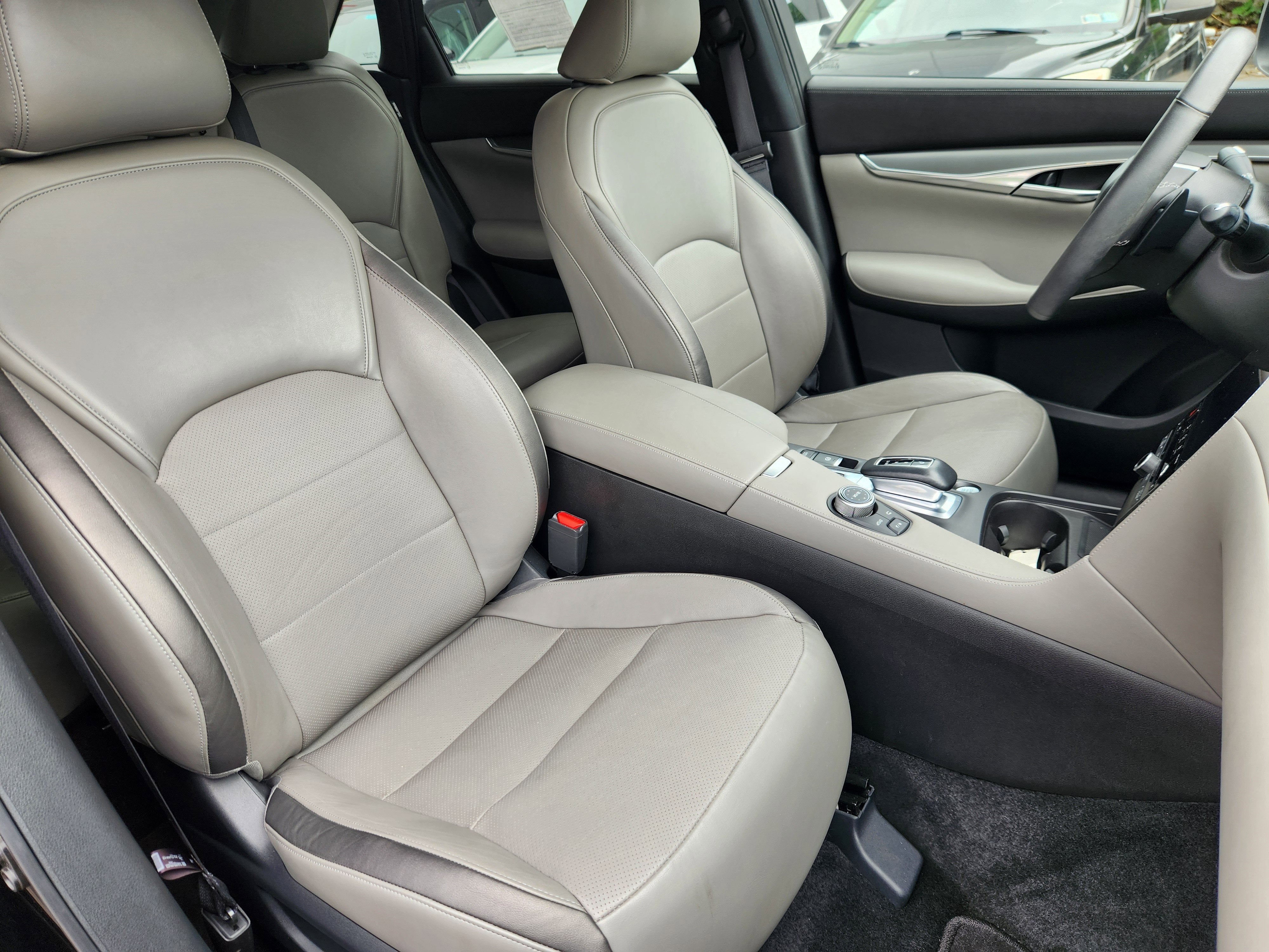 2023 INFINITI QX50 LUXE