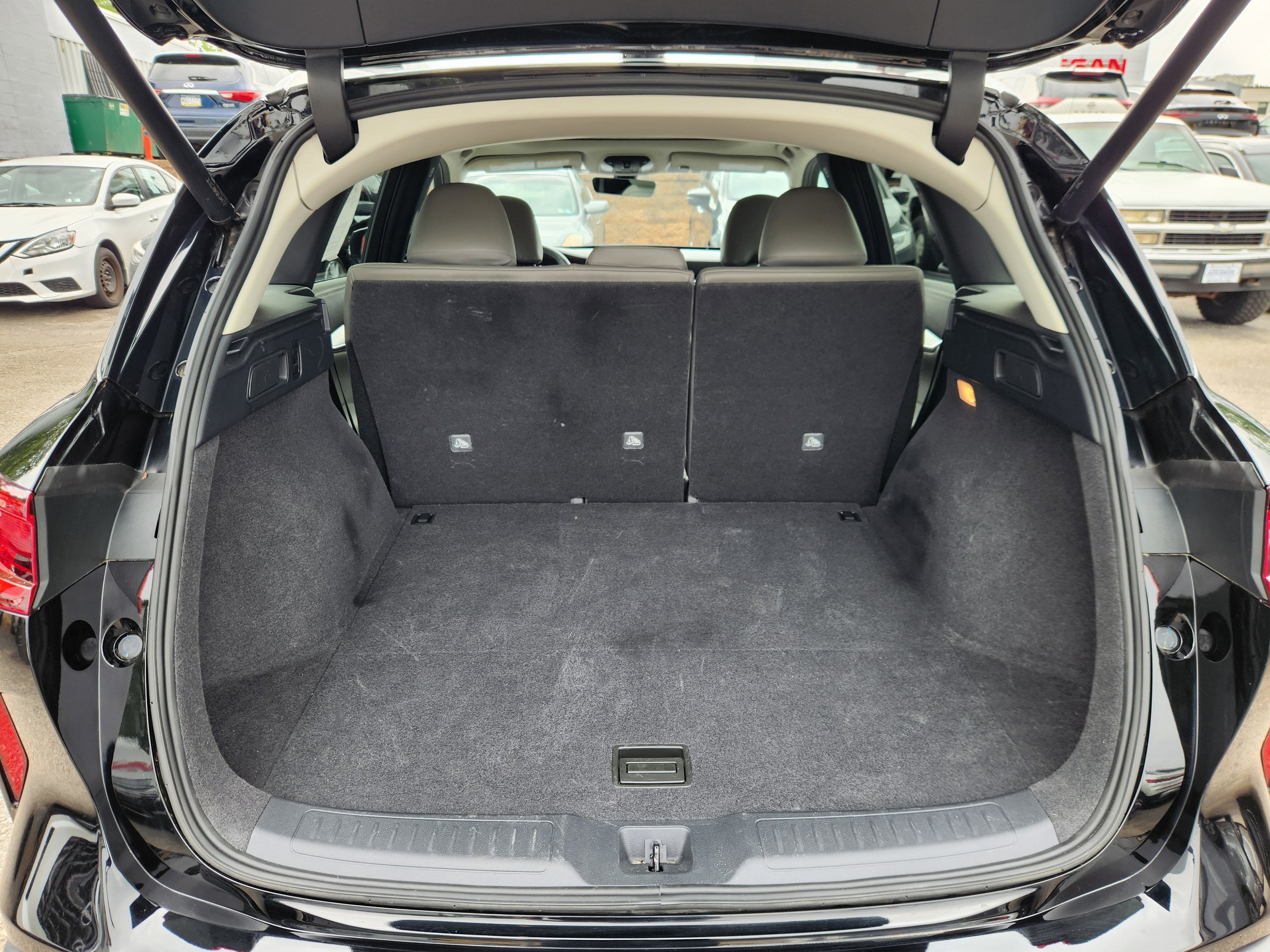 2023 INFINITI QX50 LUXE