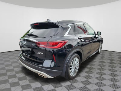 2023 INFINITI QX50 LUXE