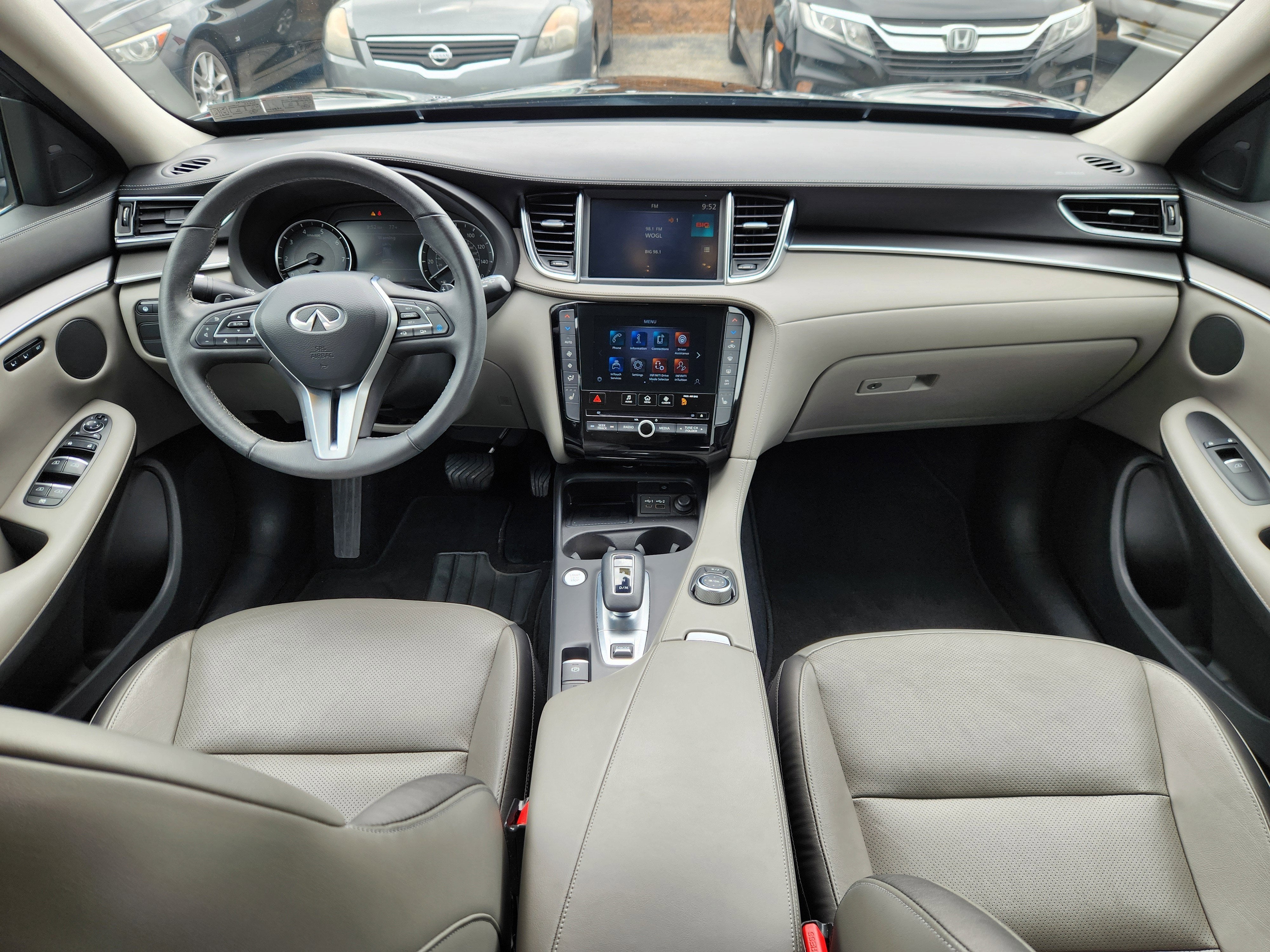 2023 INFINITI QX50 LUXE