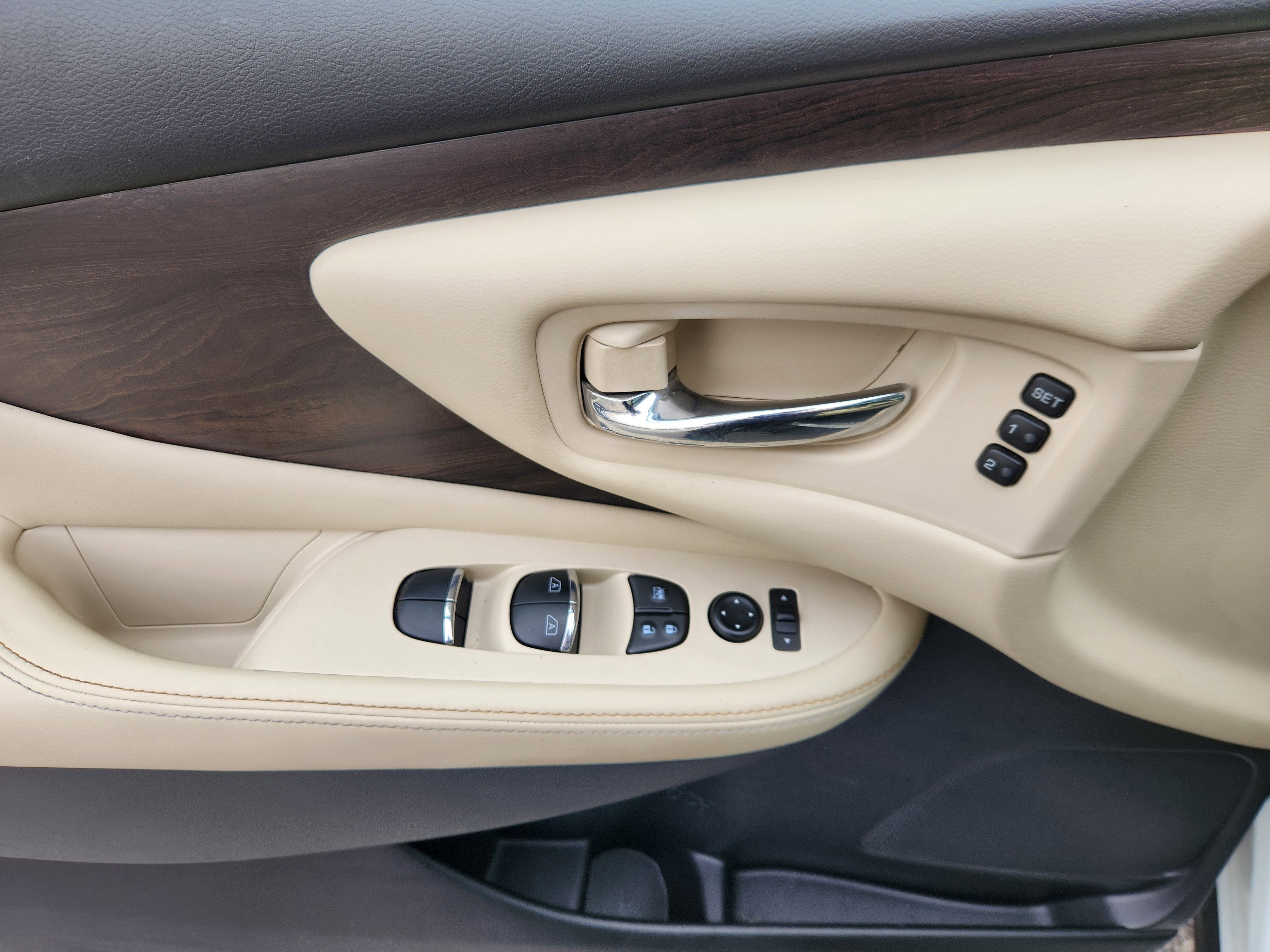 2022 Nissan Murano Platinum