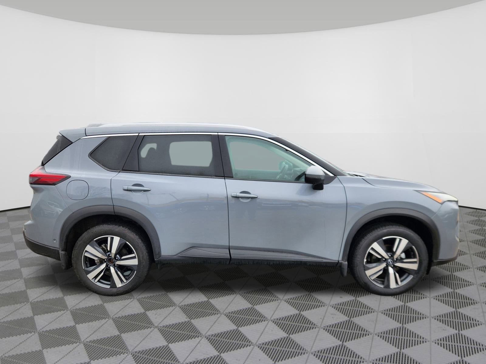 2024 Nissan Rogue SL