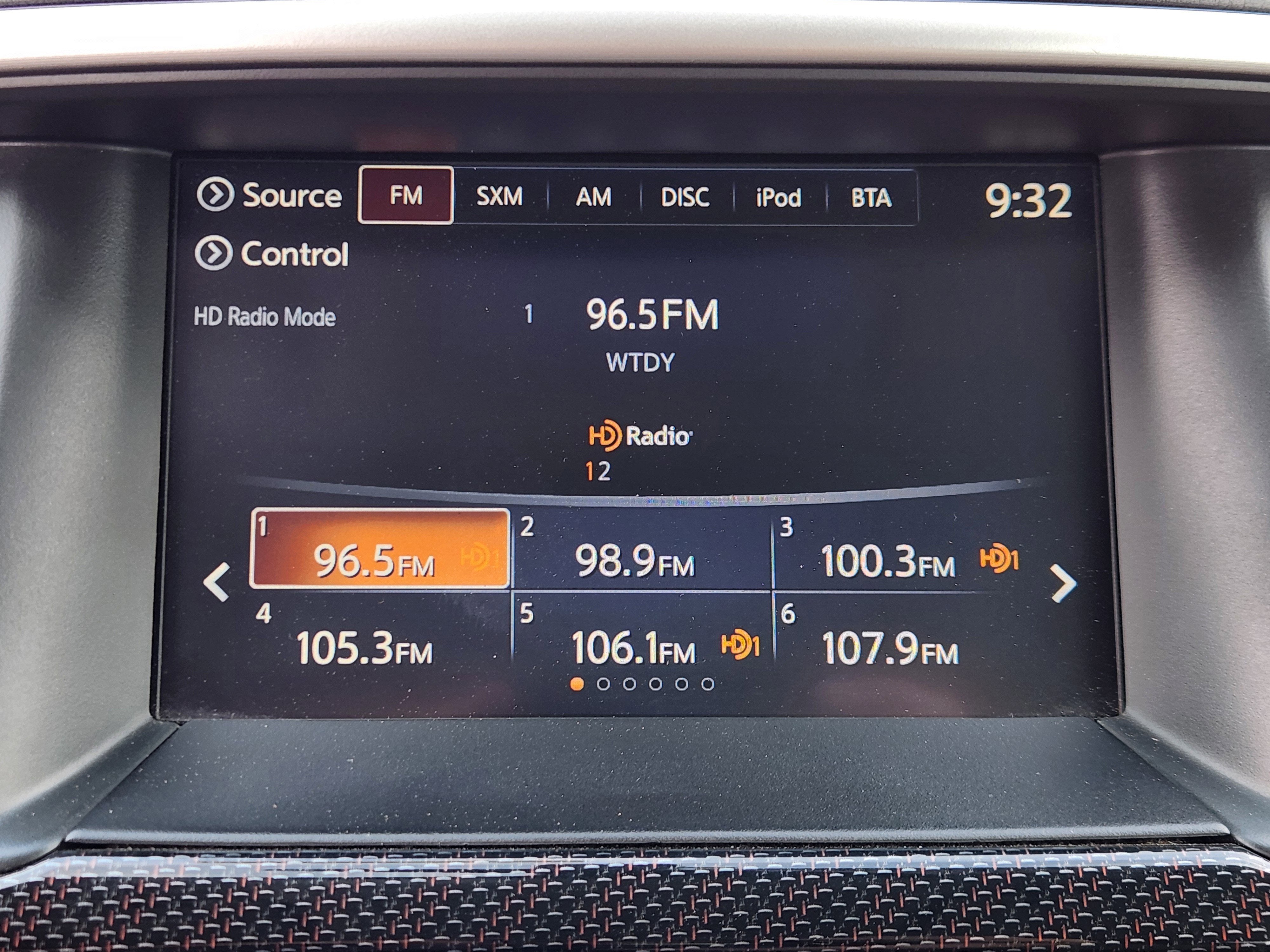 2020 Nissan Pathfinder SL