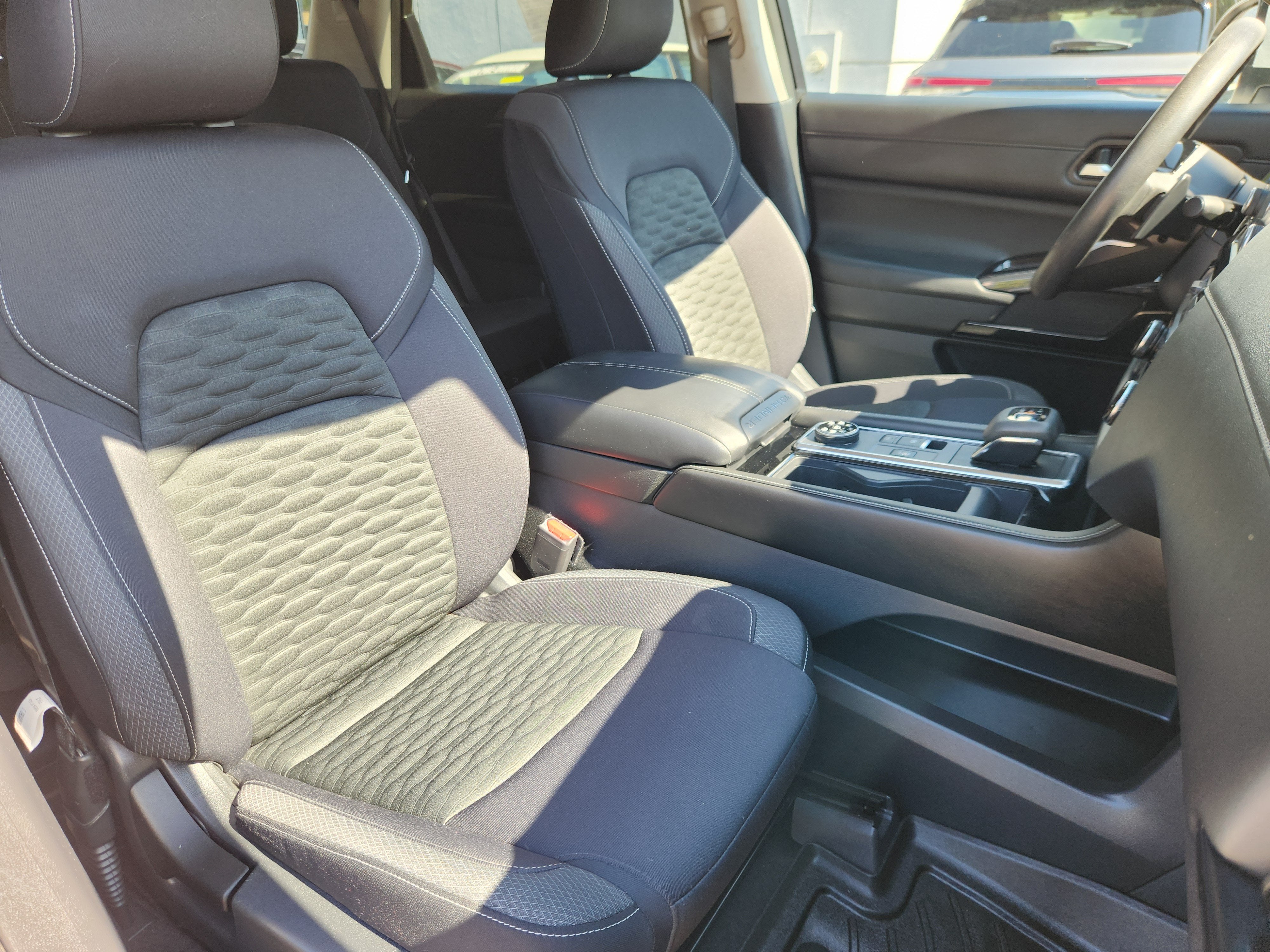 2022 Nissan Pathfinder S