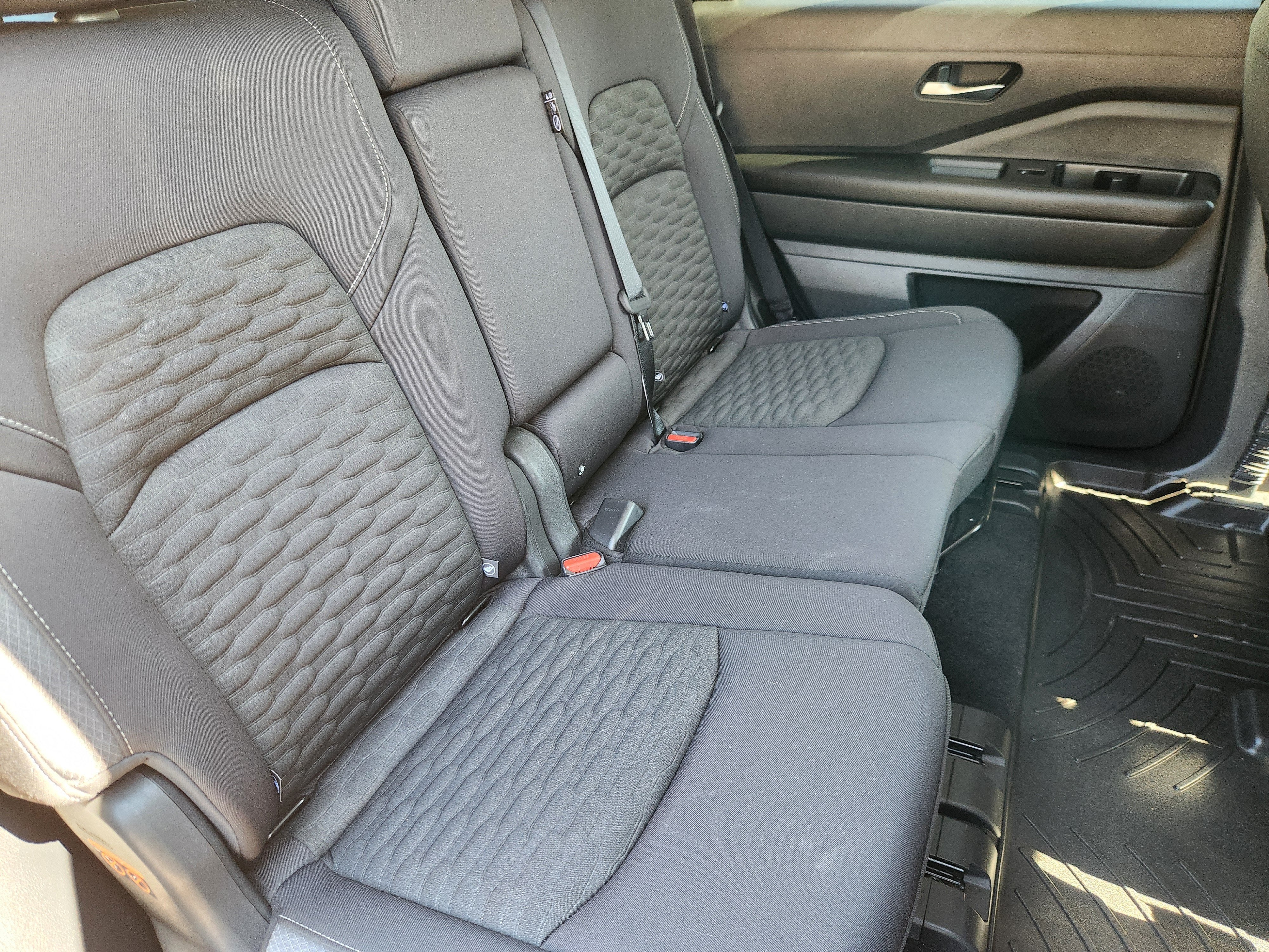 2022 Nissan Pathfinder S