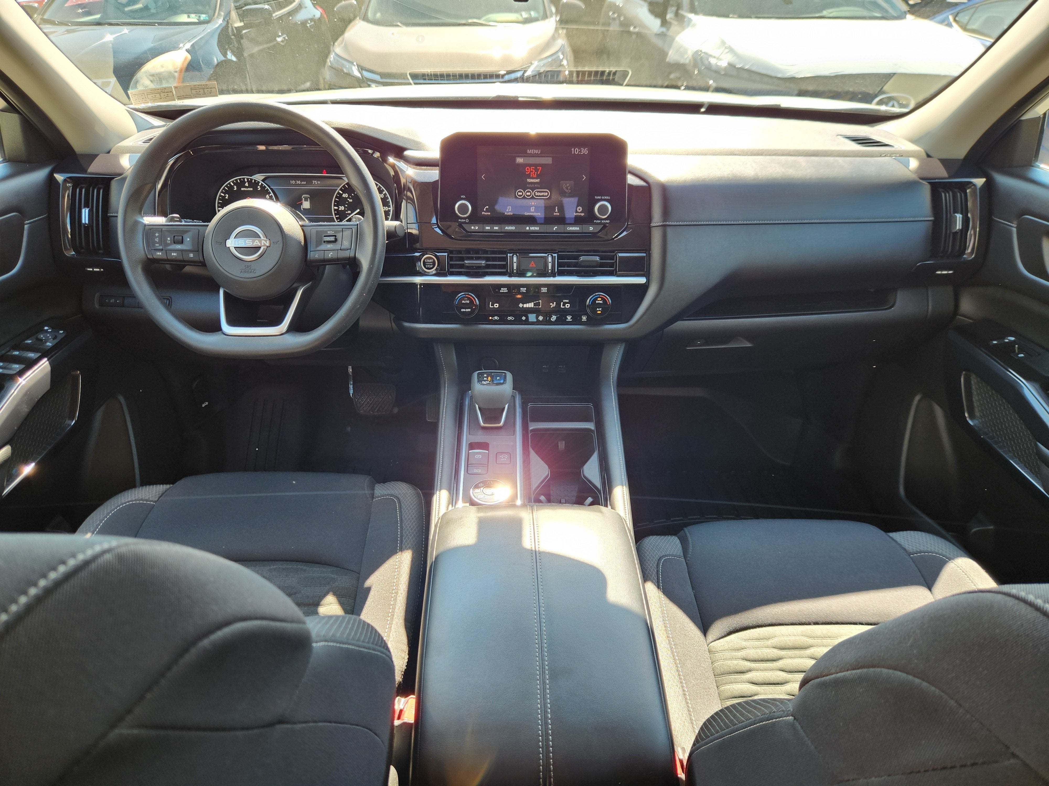 2022 Nissan Pathfinder S