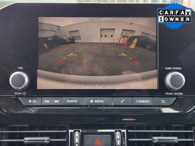 2022 Nissan Pathfinder SV