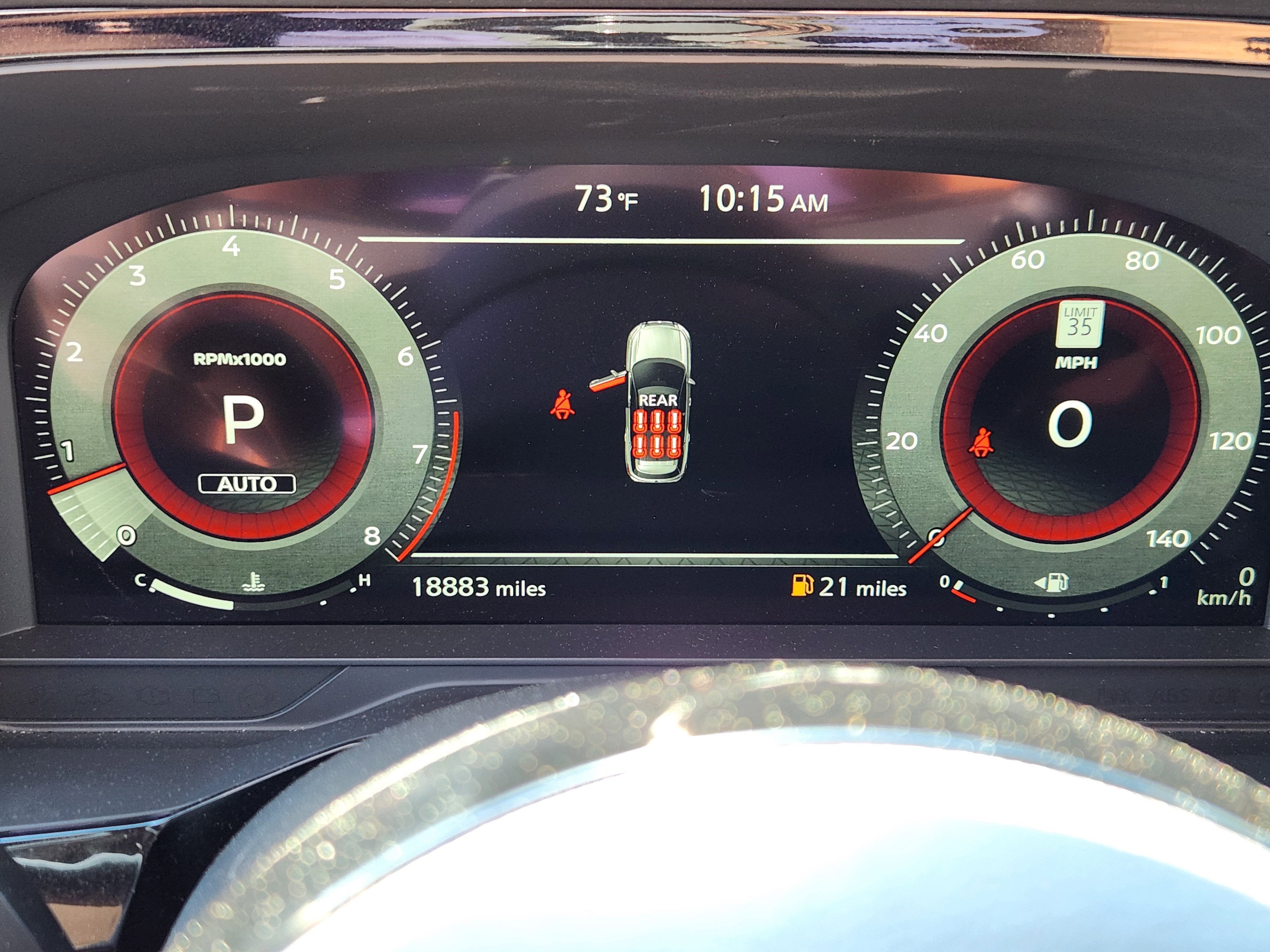 2025 Nissan Pathfinder Platinum