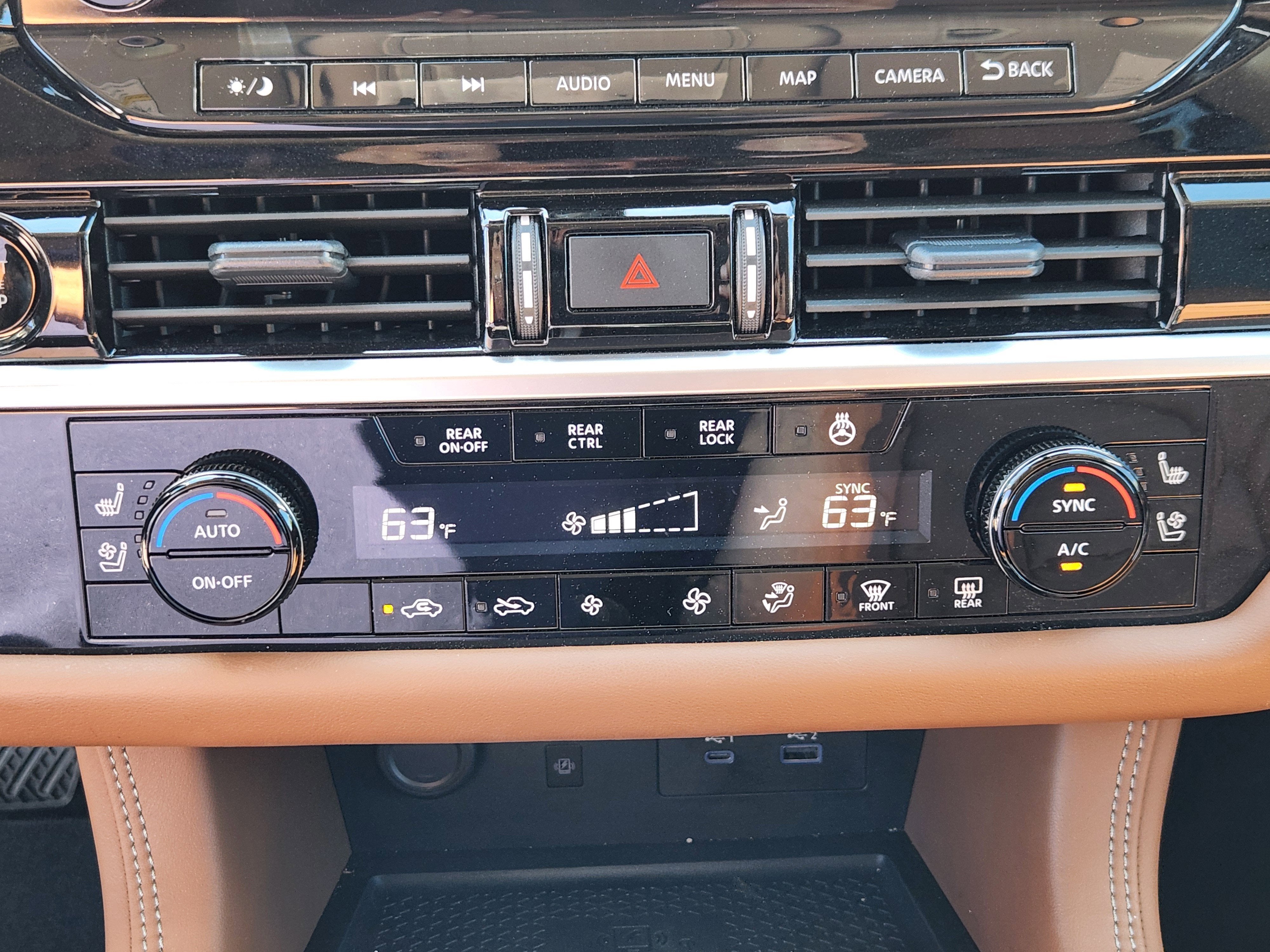 2025 Nissan Pathfinder Platinum