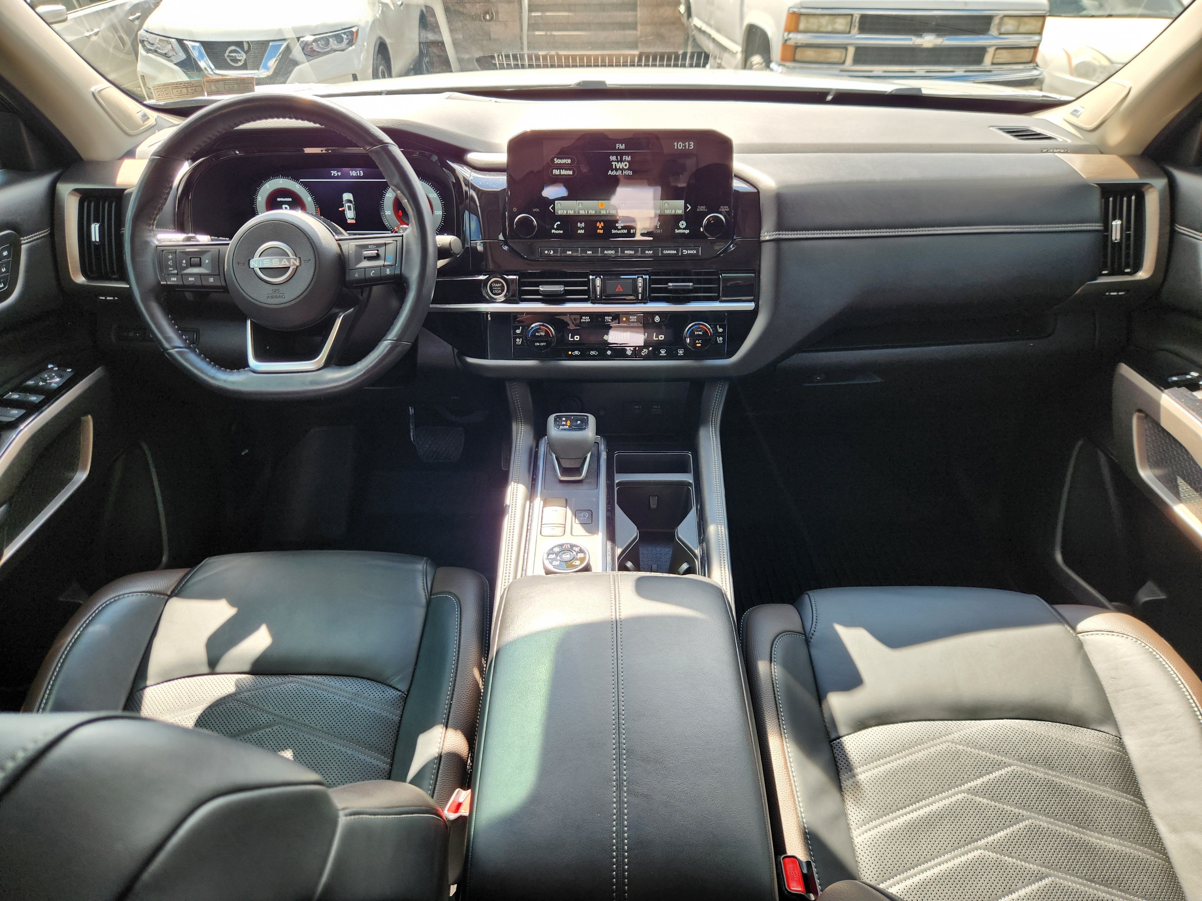 2024 Nissan Pathfinder Platinum