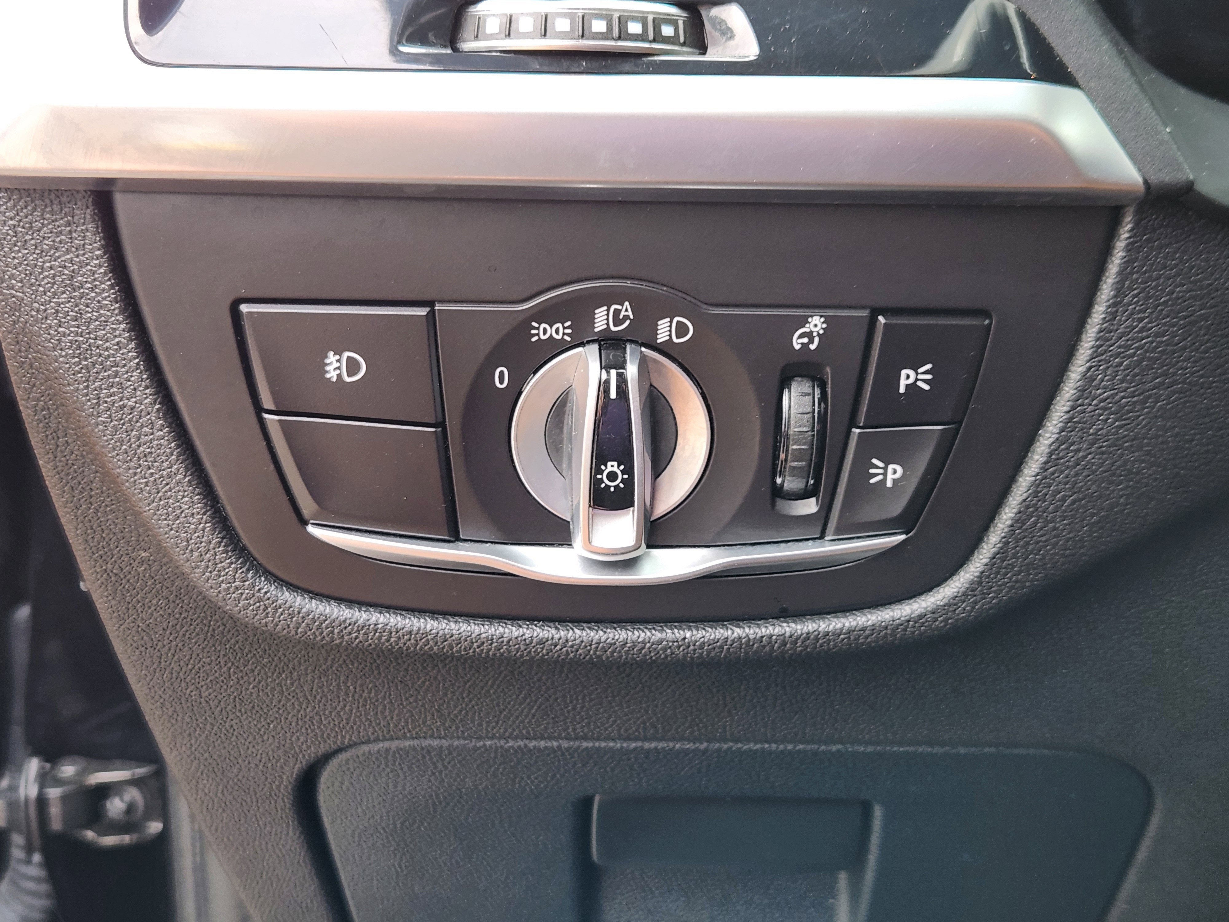 2021 BMW X4 xDrive30i