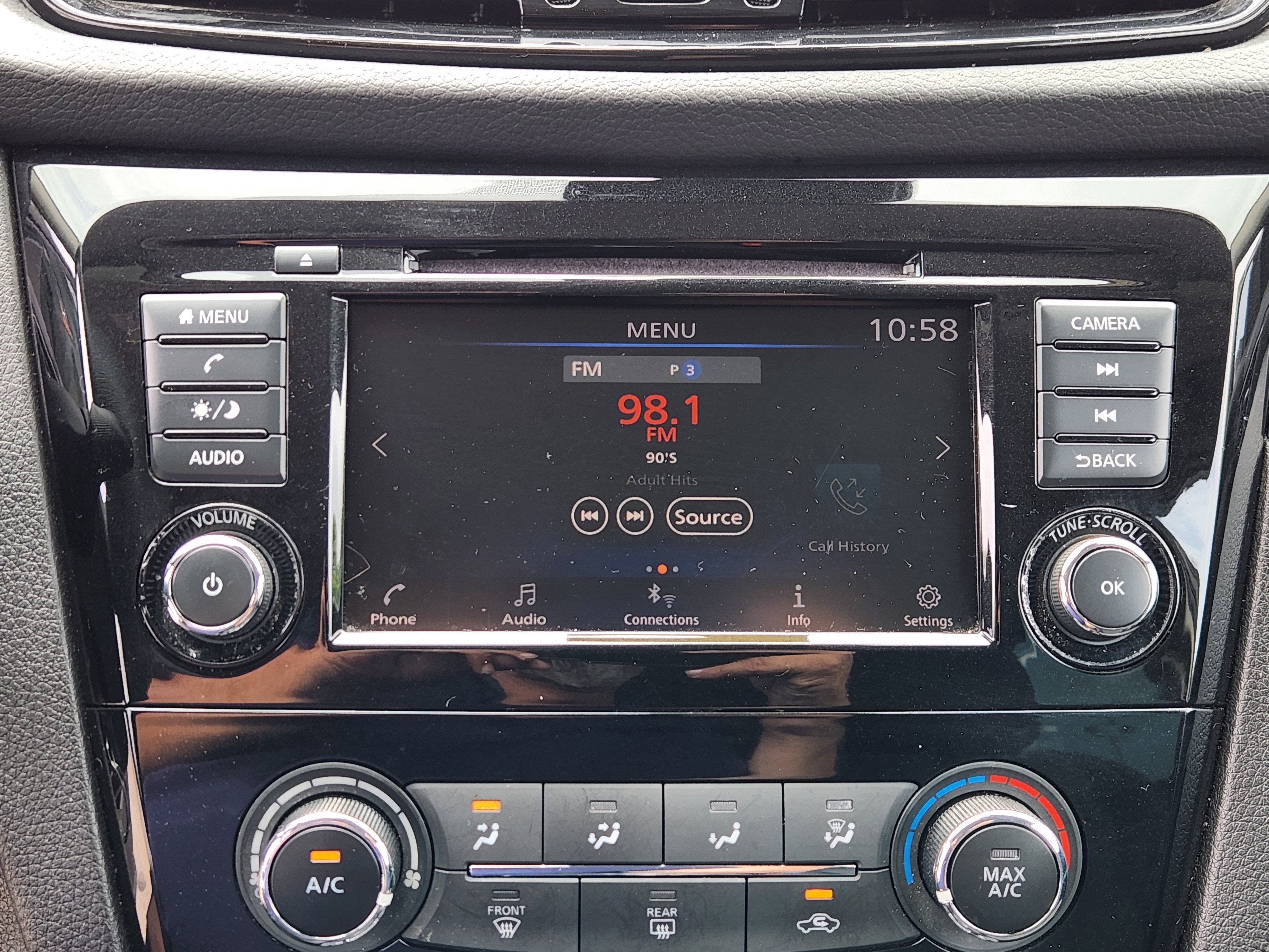 2022 Nissan Rogue Sport S