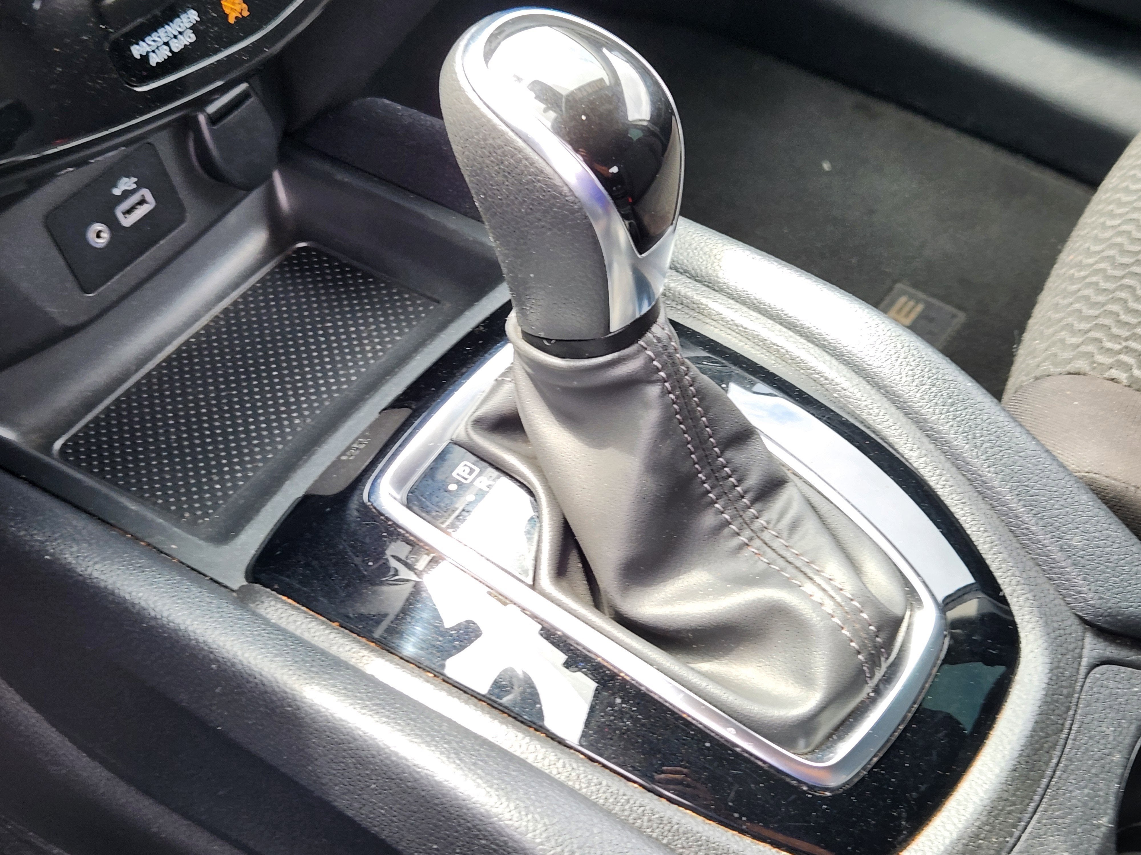 2022 Nissan Rogue Sport S