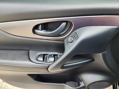2022 Nissan Rogue Sport S