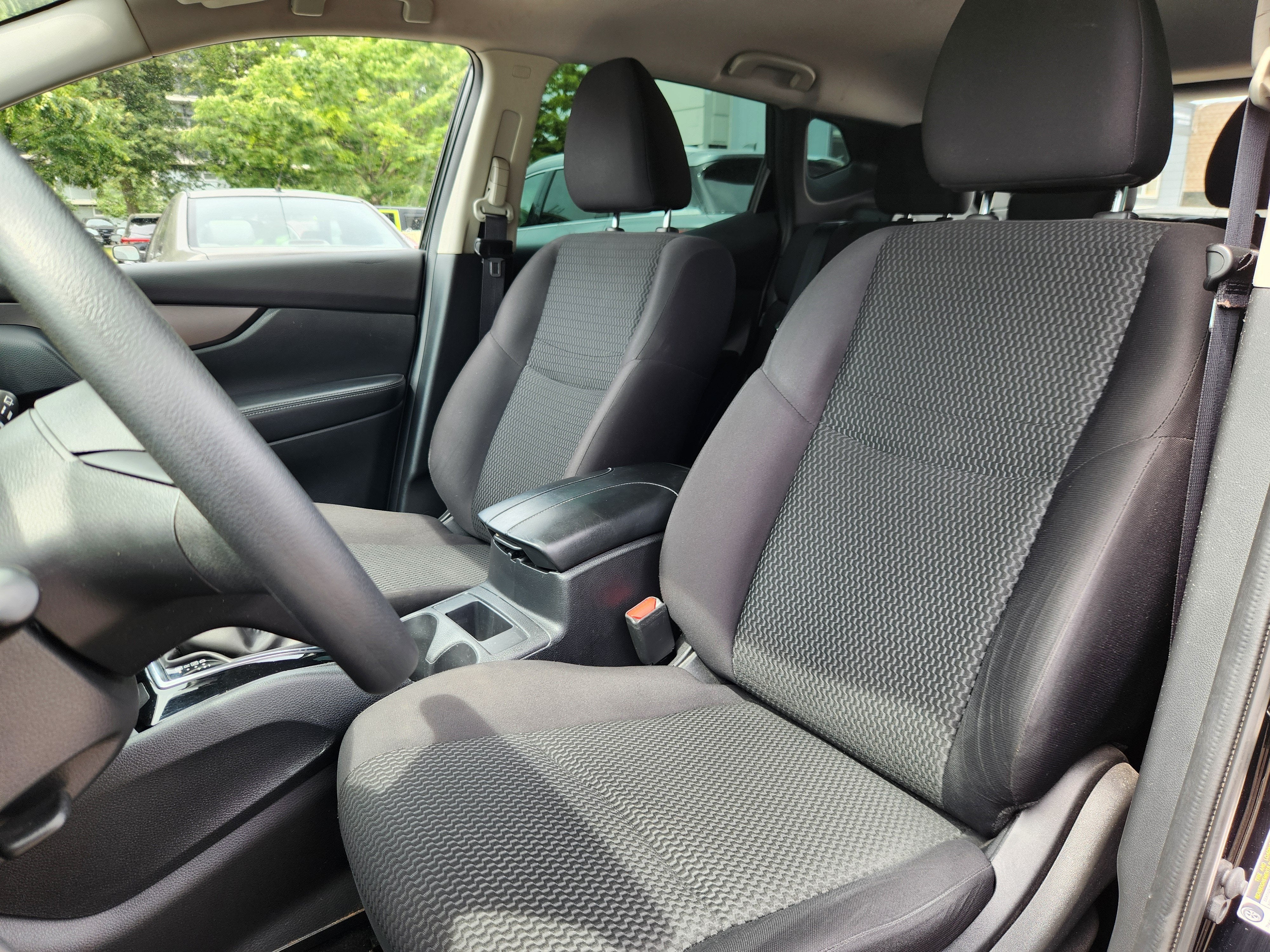 2022 Nissan Rogue Sport S