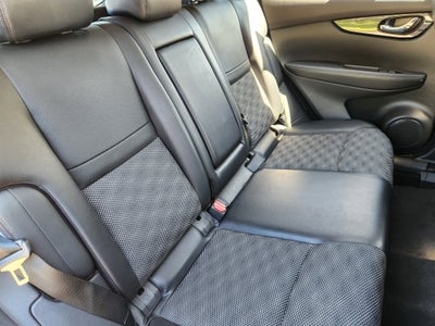 2021 Nissan Rogue Sport SV