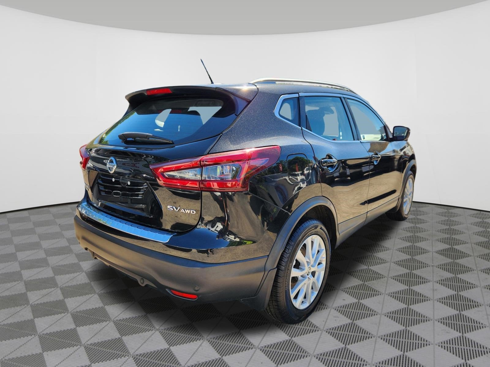 2021 Nissan Rogue Sport SV