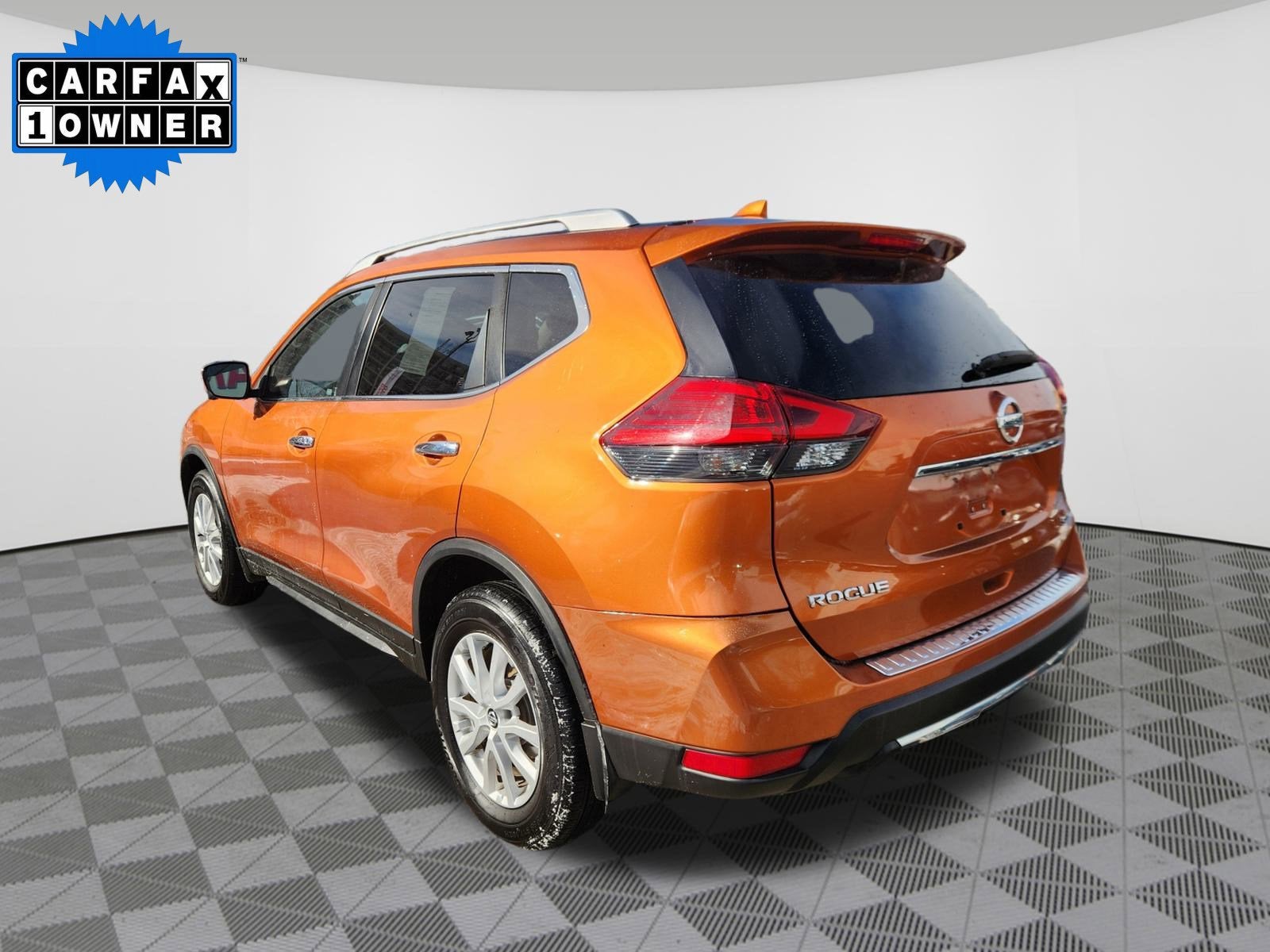 2017 Nissan Rogue SV