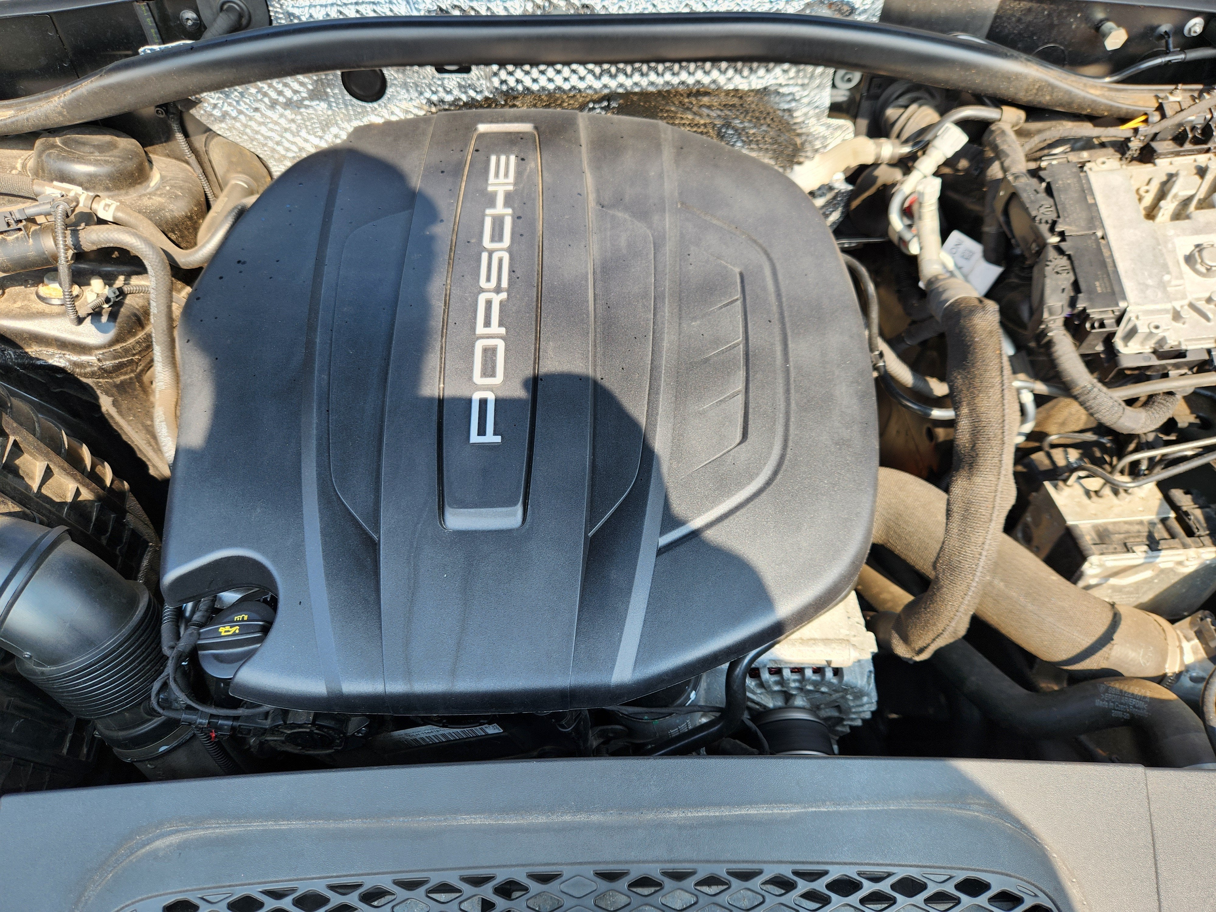 2020 Porsche Macan Base