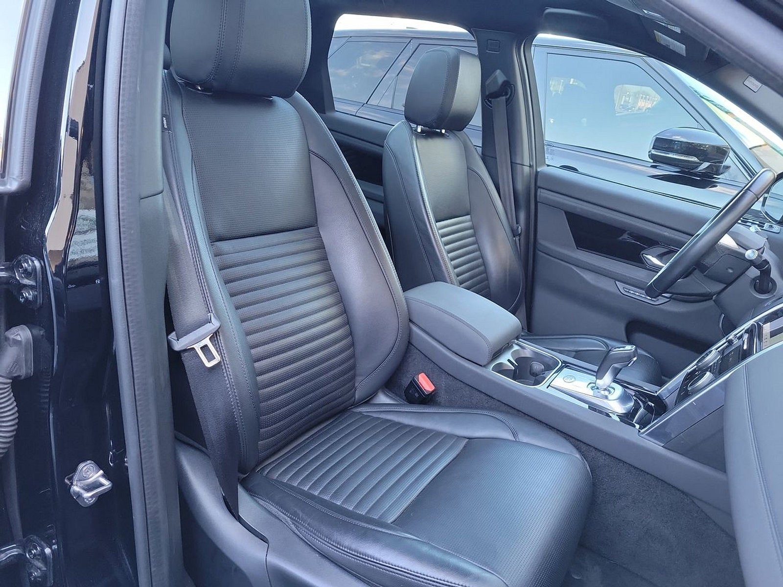 2020 Land Rover Discovery Sport SE