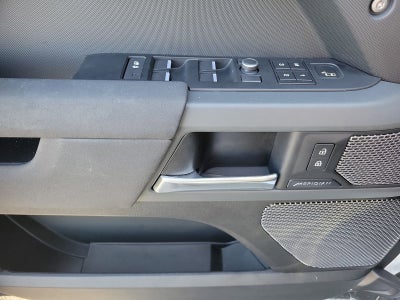 2021 Land Rover Defender X-Dynamic SE