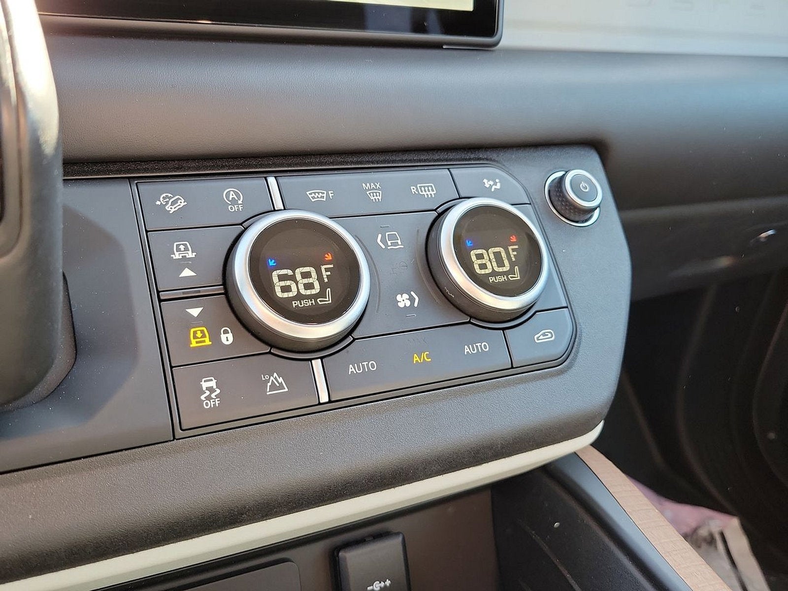 2020 Land Rover Defender HSE