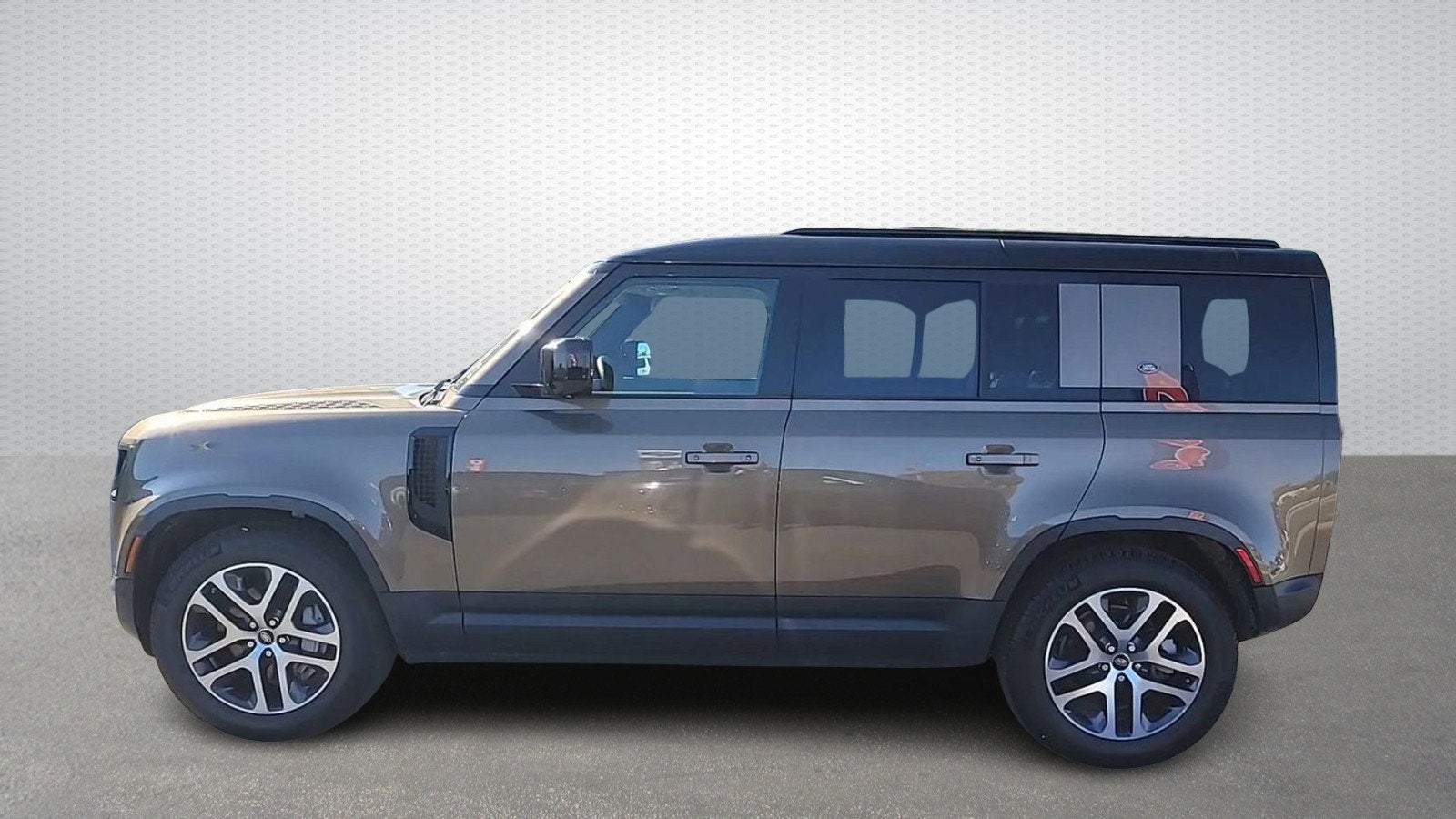 2020 Land Rover Defender HSE