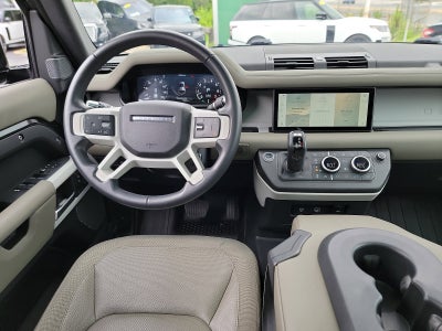 2020 Land Rover Defender SE