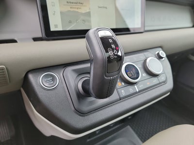 2020 Land Rover Defender SE