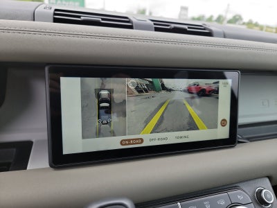 2020 Land Rover Defender SE